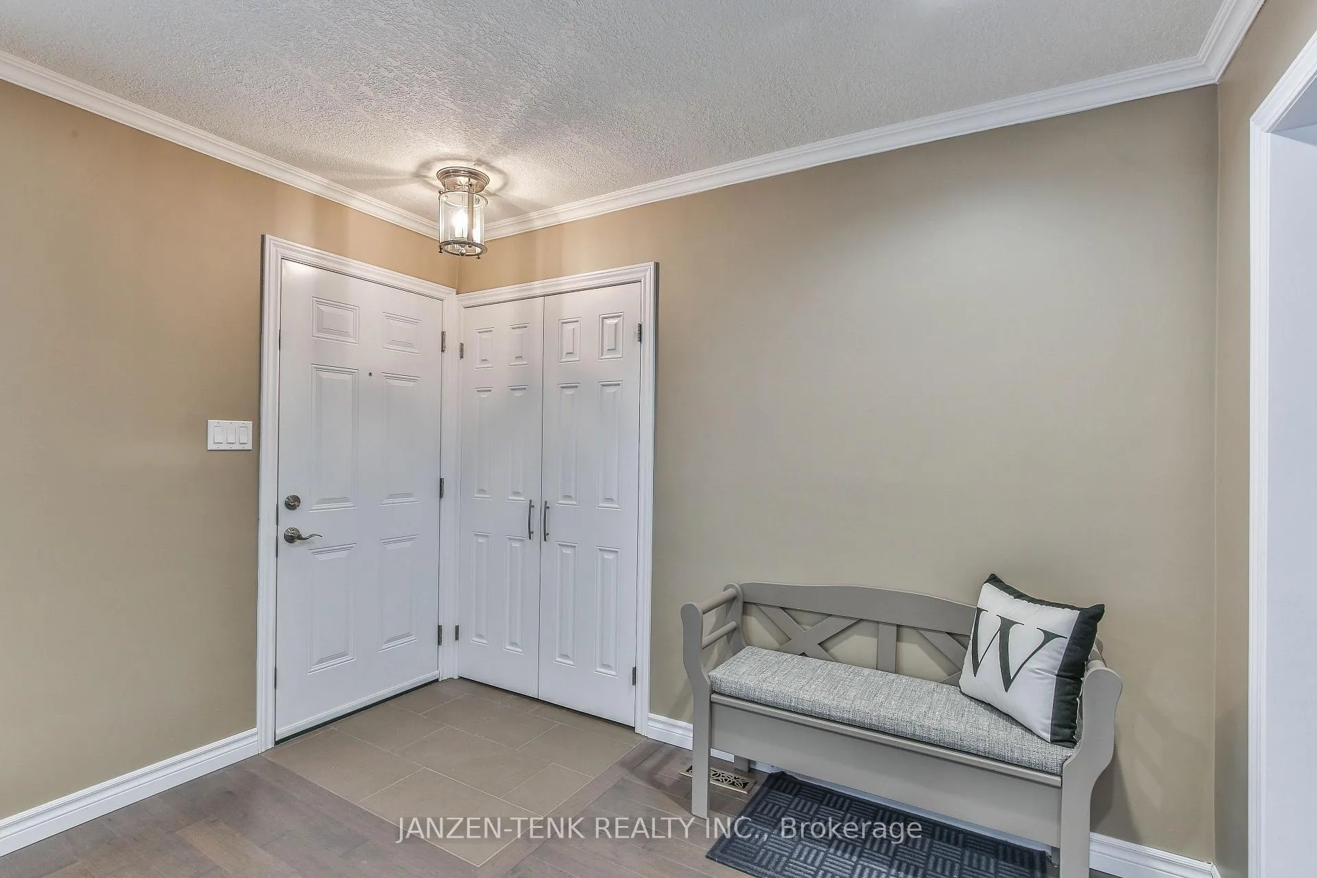 Photo 6 of 197 Highview Drive, St. Thomas — HOMEH
