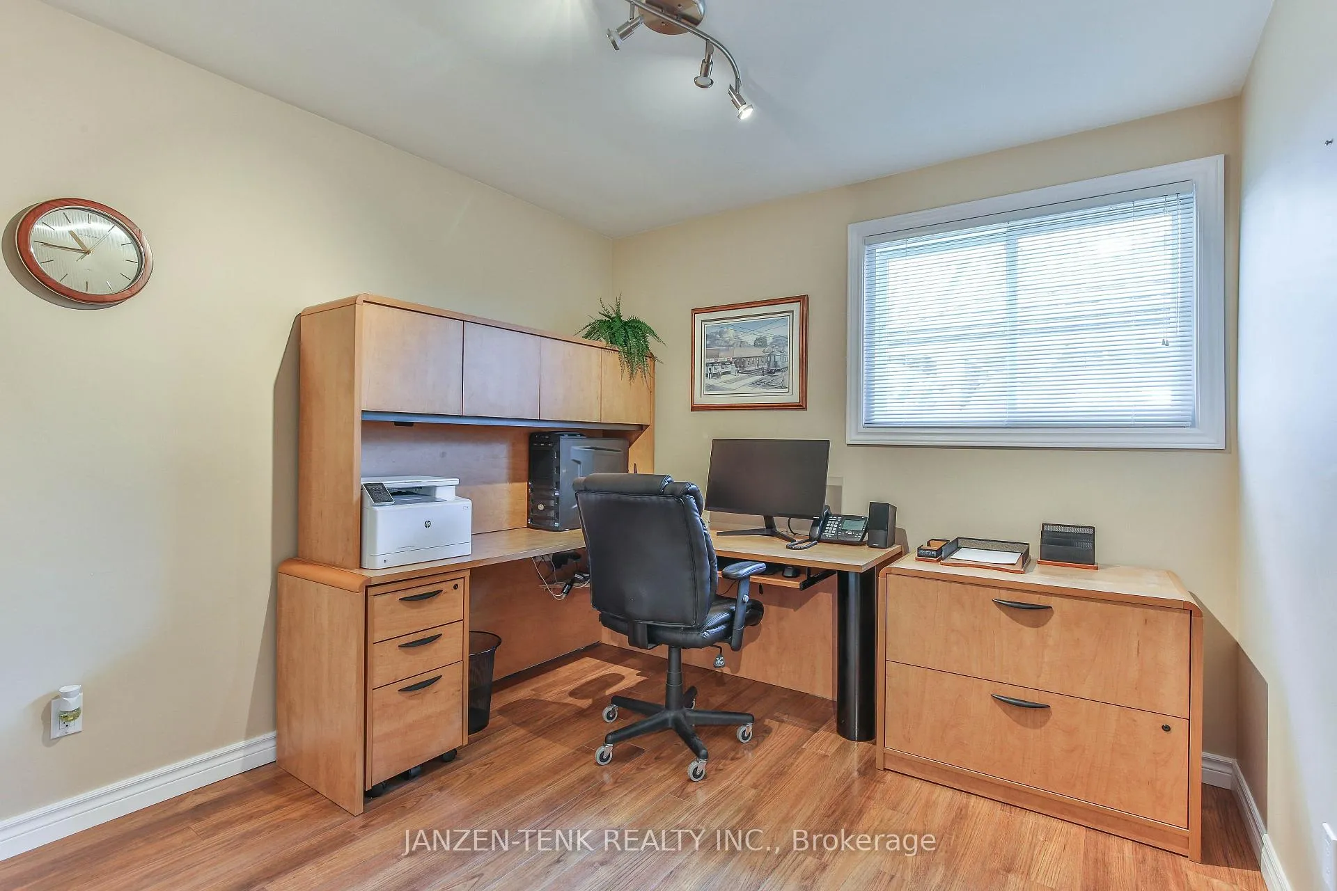 Photo 23 of 197 Highview Drive, St. Thomas — HOMEH