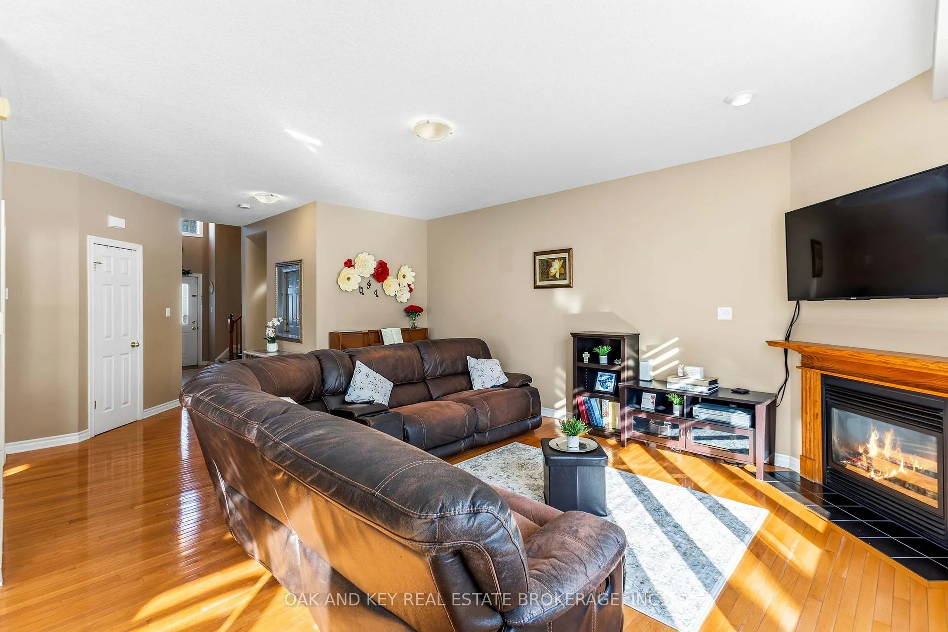 Photo 6 of 2180 Lilac Avenue, London, South K — HOMEH
