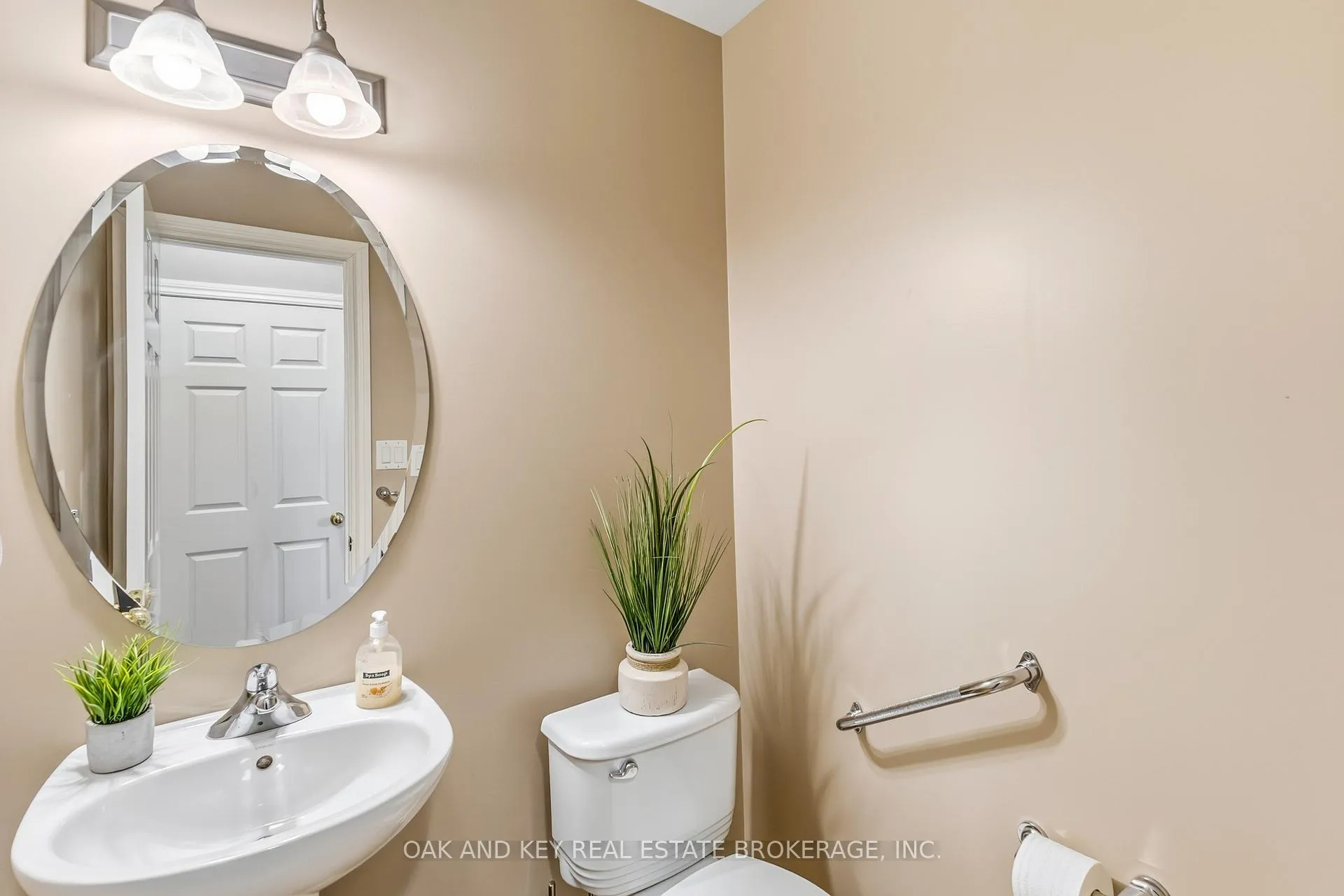 Photo 17 of 2180 Lilac Avenue, London, South K — HOMEH