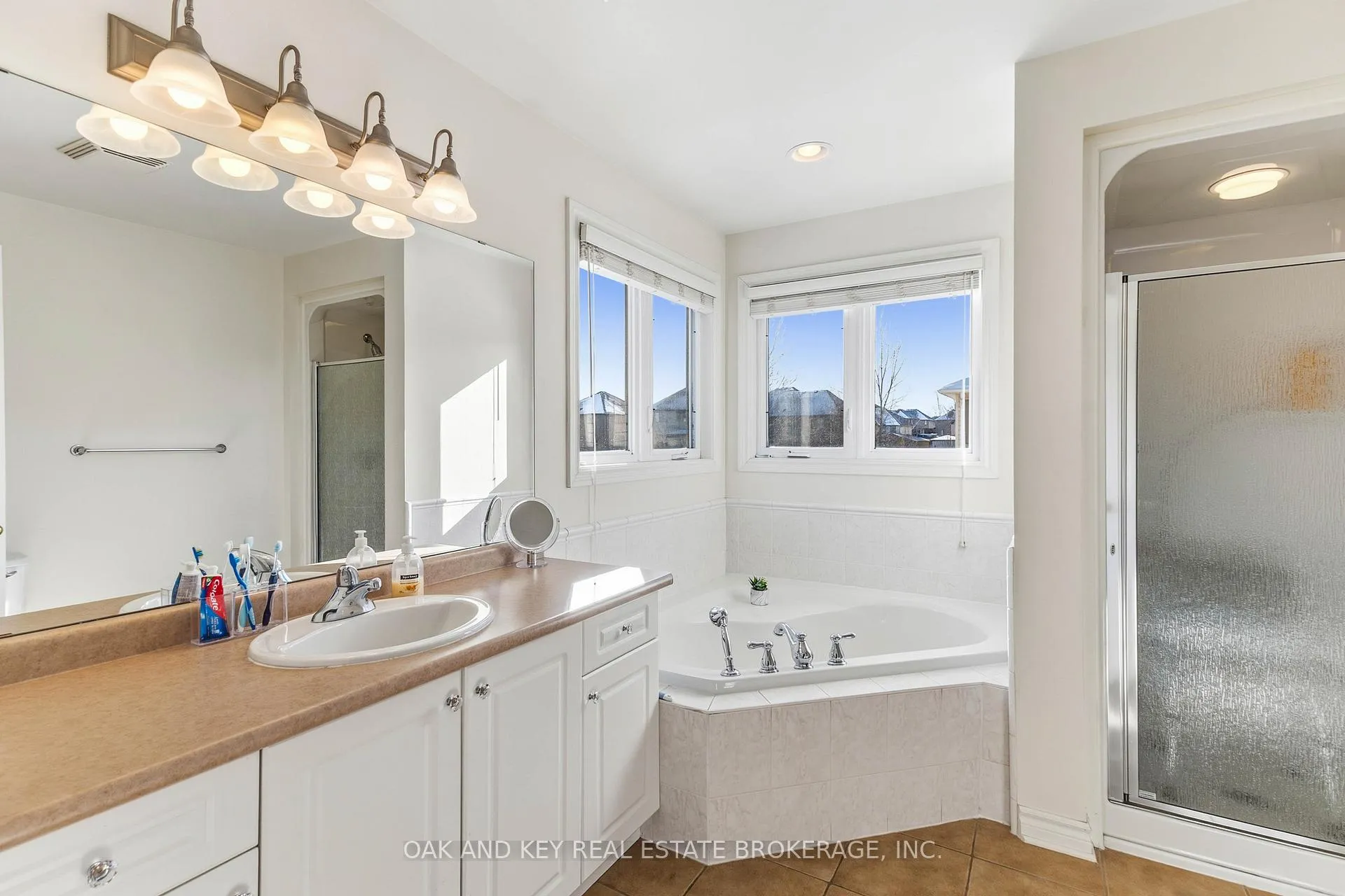 Photo 27 of 2180 Lilac Avenue, London, South K — HOMEH