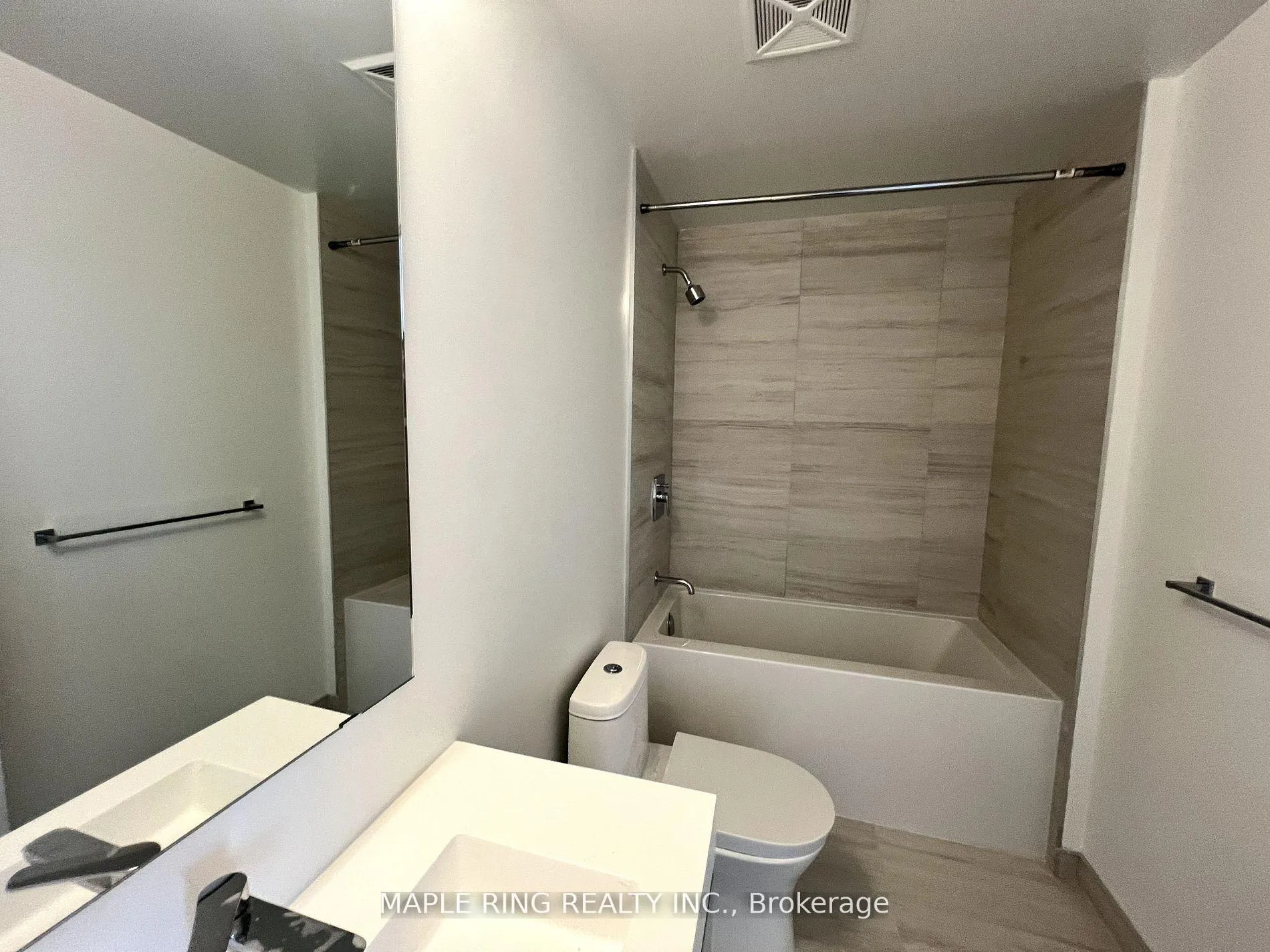 Photo 4 of Unit 2128, 498 Caldari Road, Vaughan, Concord — HOMEH