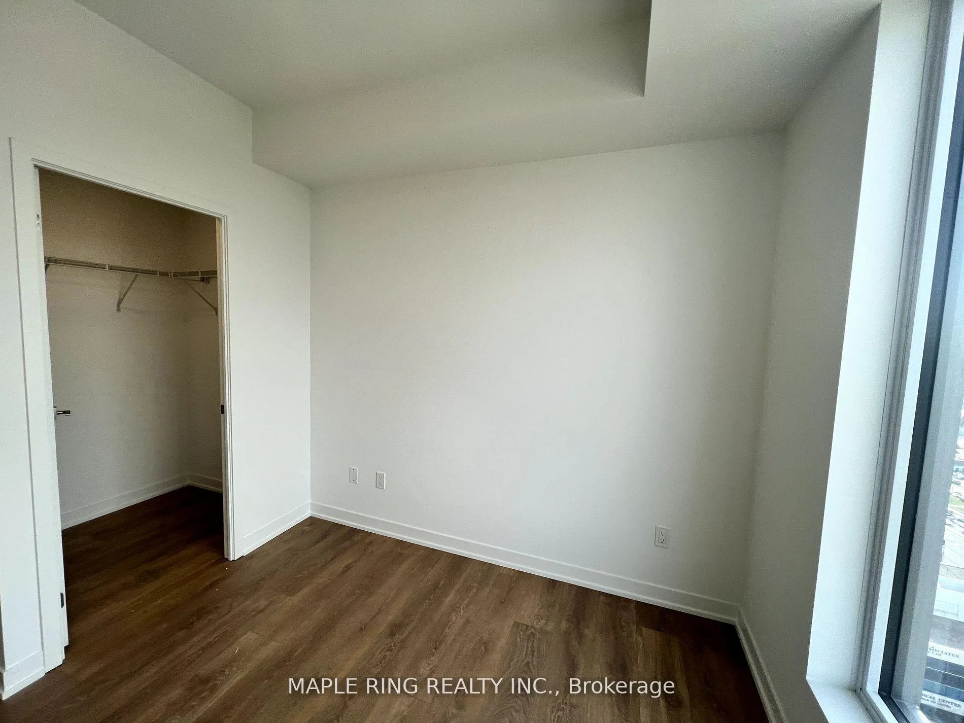Photo 8 of Unit 2128, 498 Caldari Road, Vaughan, Concord — HOMEH