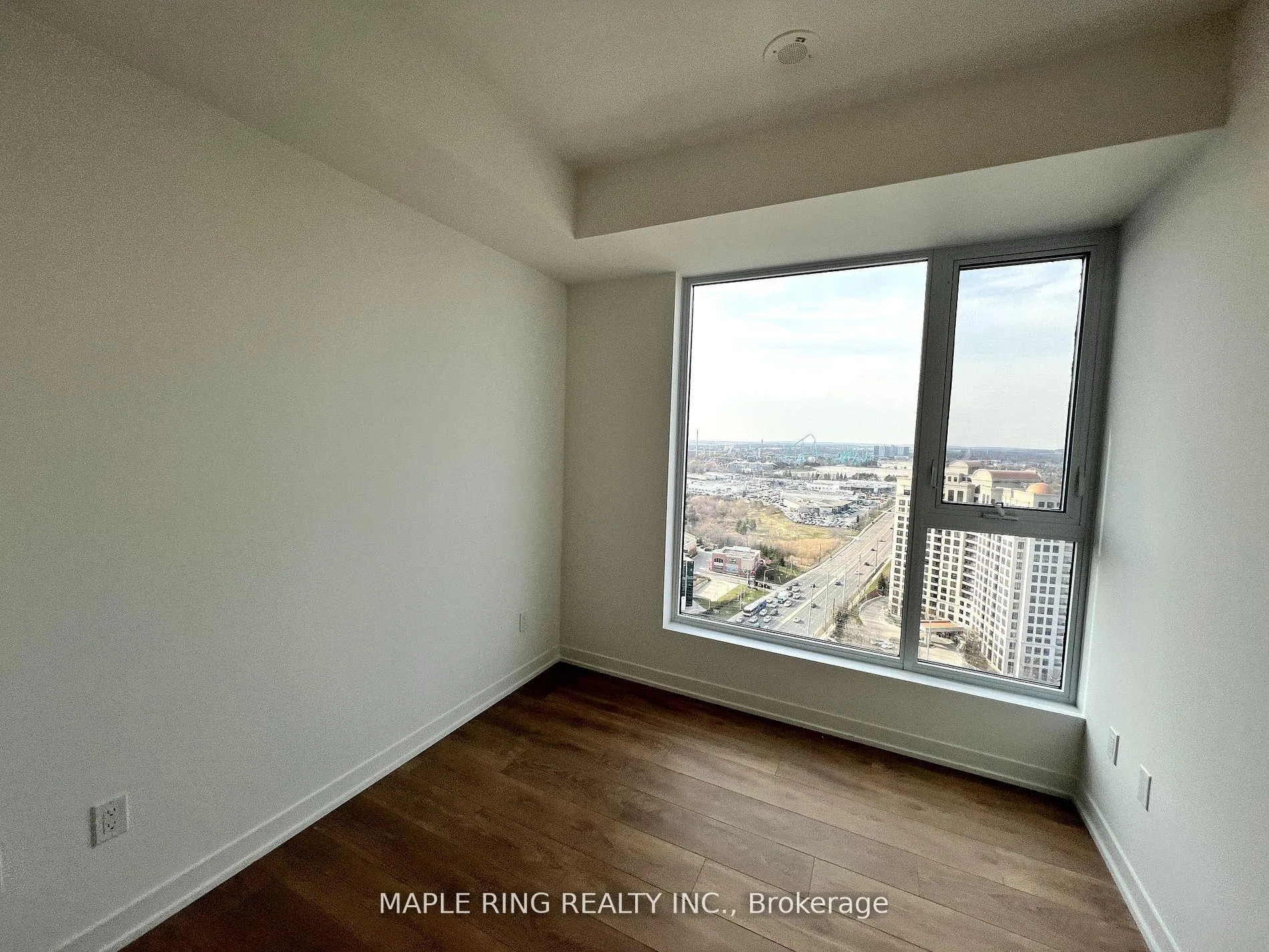 Photo 9 of Unit 2128, 498 Caldari Road, Vaughan, Concord — HOMEH