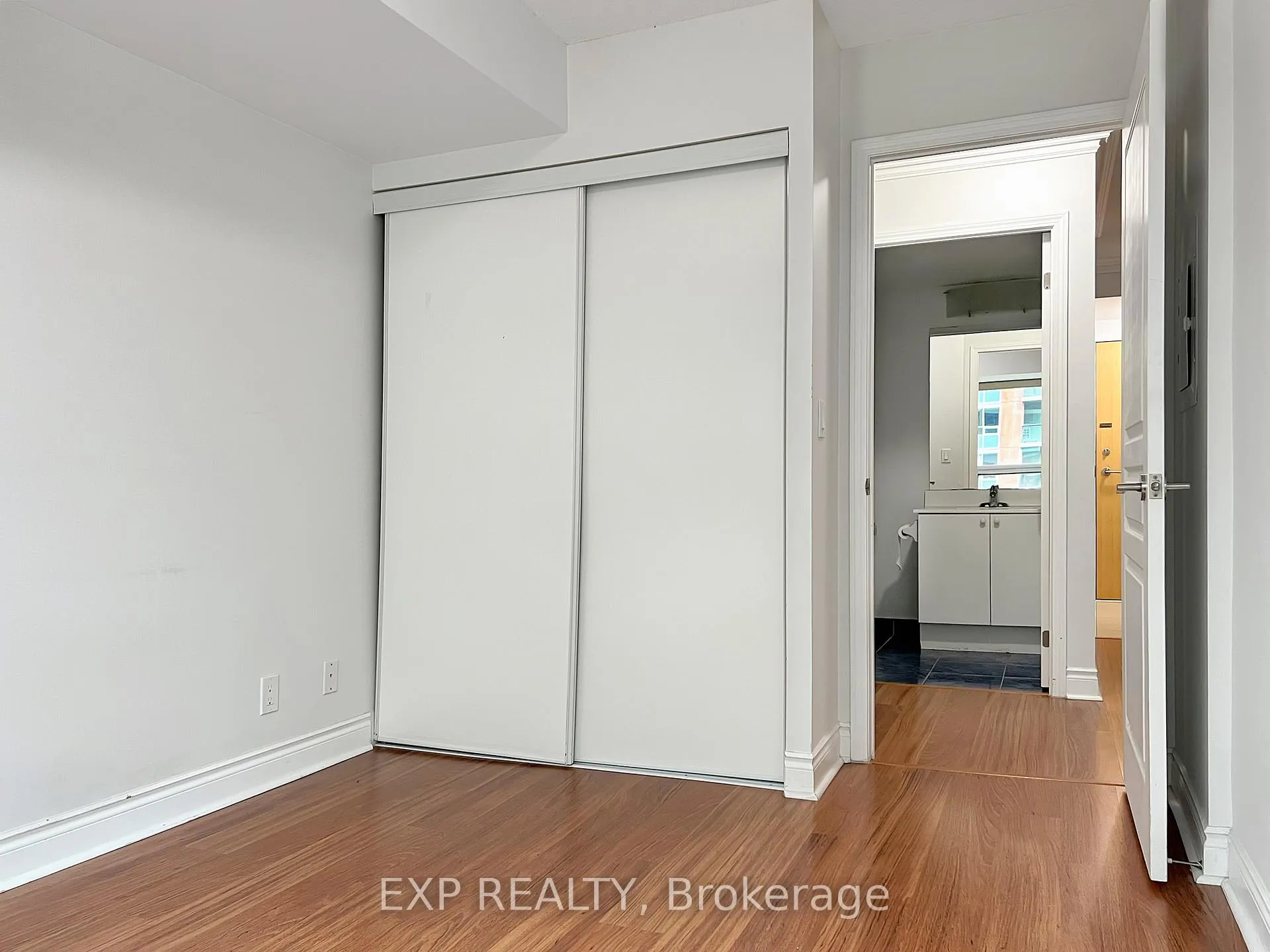 Photo 5 of Unit 508, 55 South Town Centre Boulevard, Markham, Unionville — HOMEH