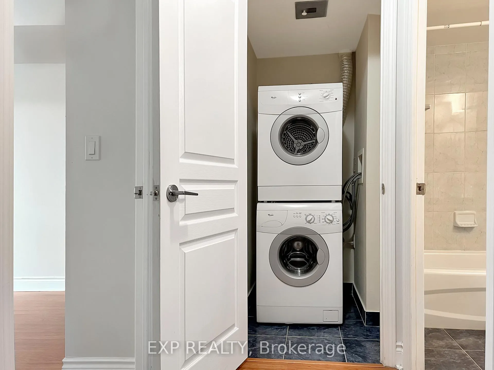 Photo 14 of Unit 508, 55 South Town Centre Boulevard, Markham, Unionville — HOMEH
