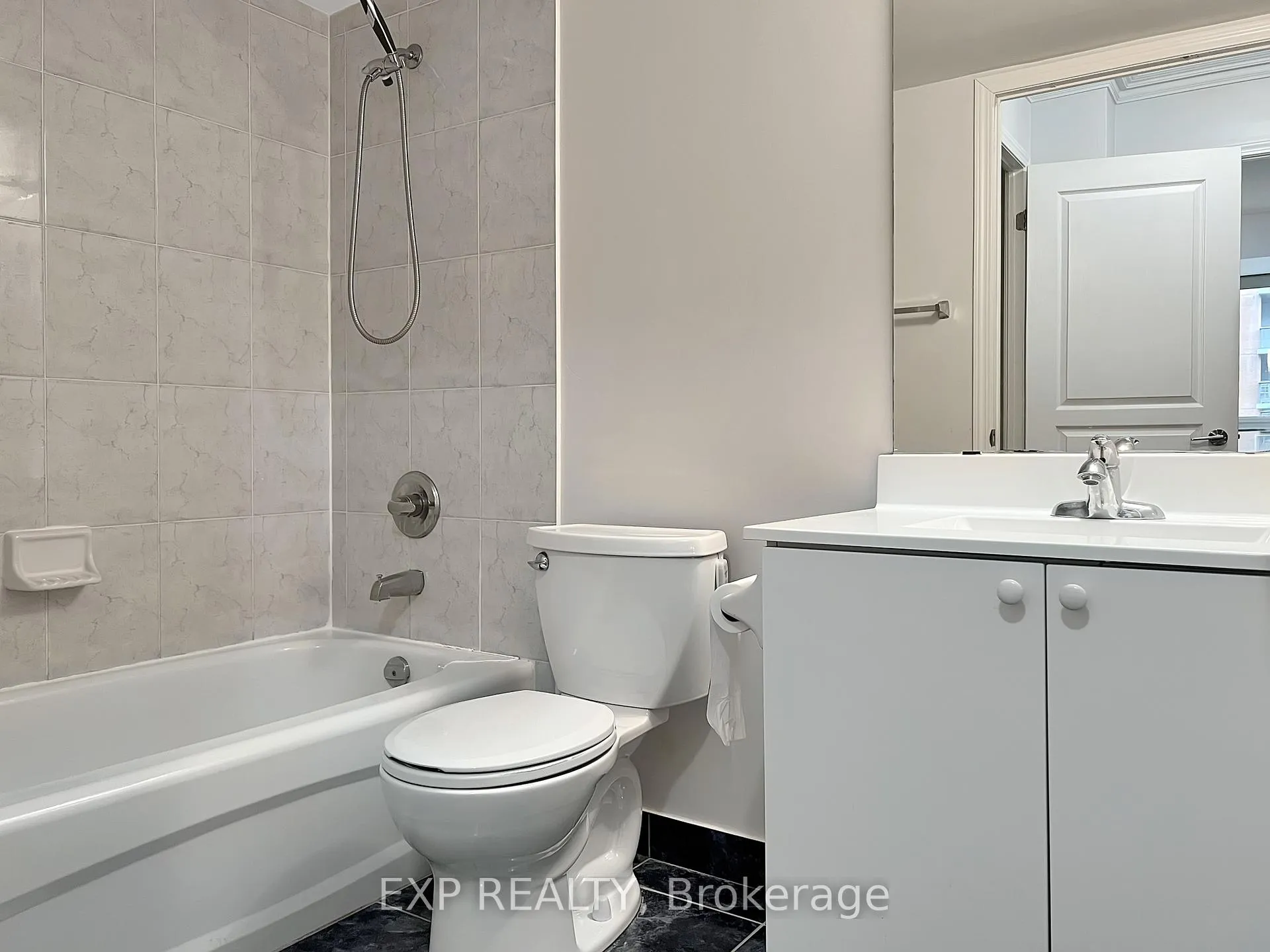 Photo 19 of Unit 508, 55 South Town Centre Boulevard, Markham, Unionville — HOMEH