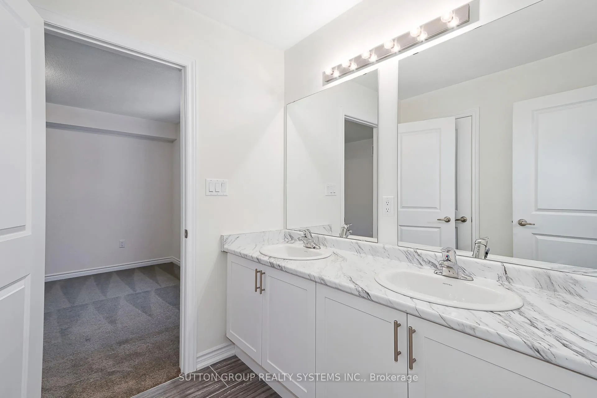 Photo 21 of 176 Roseanne Circle, Wasaga Beach — HOMEH