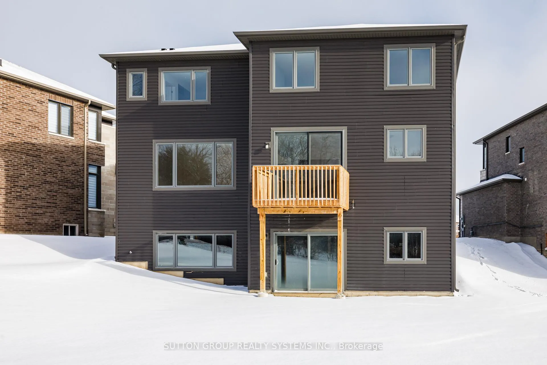 Photo 28 of 176 Roseanne Circle, Wasaga Beach — HOMEH