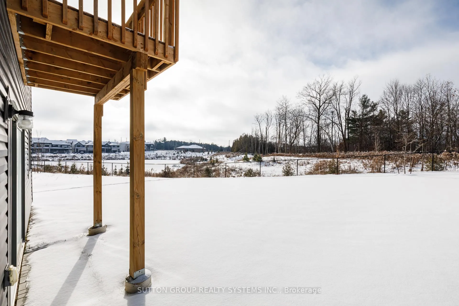 Photo 30 of 176 Roseanne Circle, Wasaga Beach — HOMEH