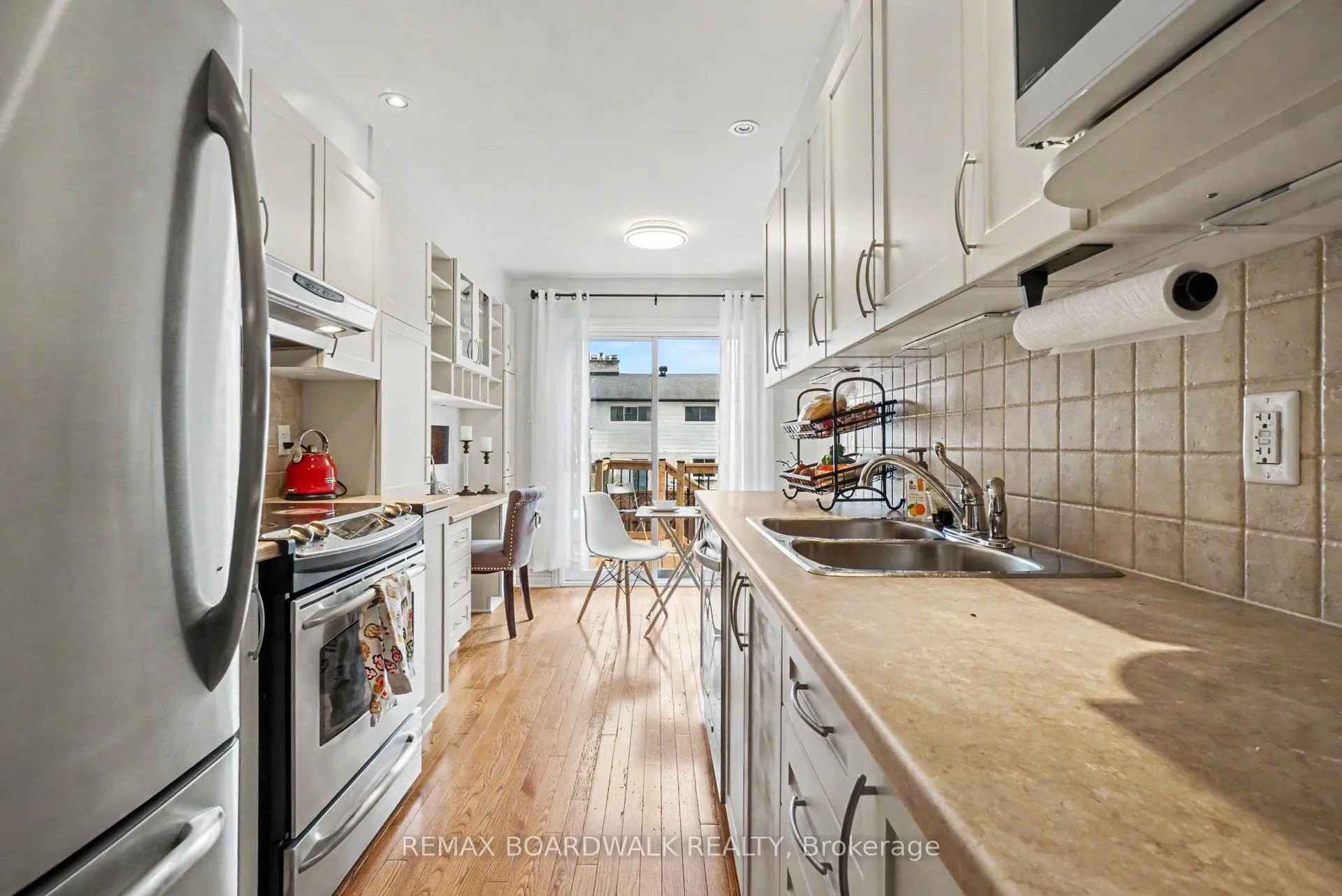 Photo 12 of 146 Marrissa Avenue, Ottawa, Beacon Hill South — HOMEH