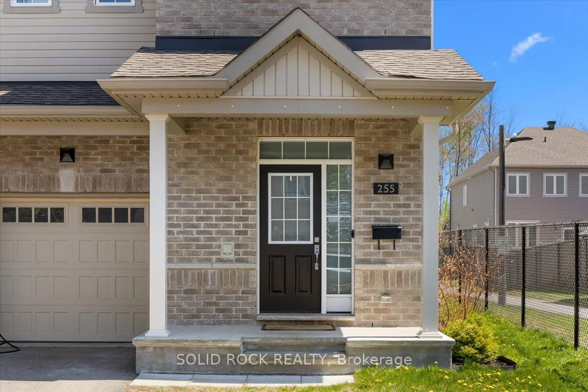 Photo 1 of 255 Trailsedge Way, Ottawa, Mer Bleue/Bradley Estates/Anderson Park — HOMEH