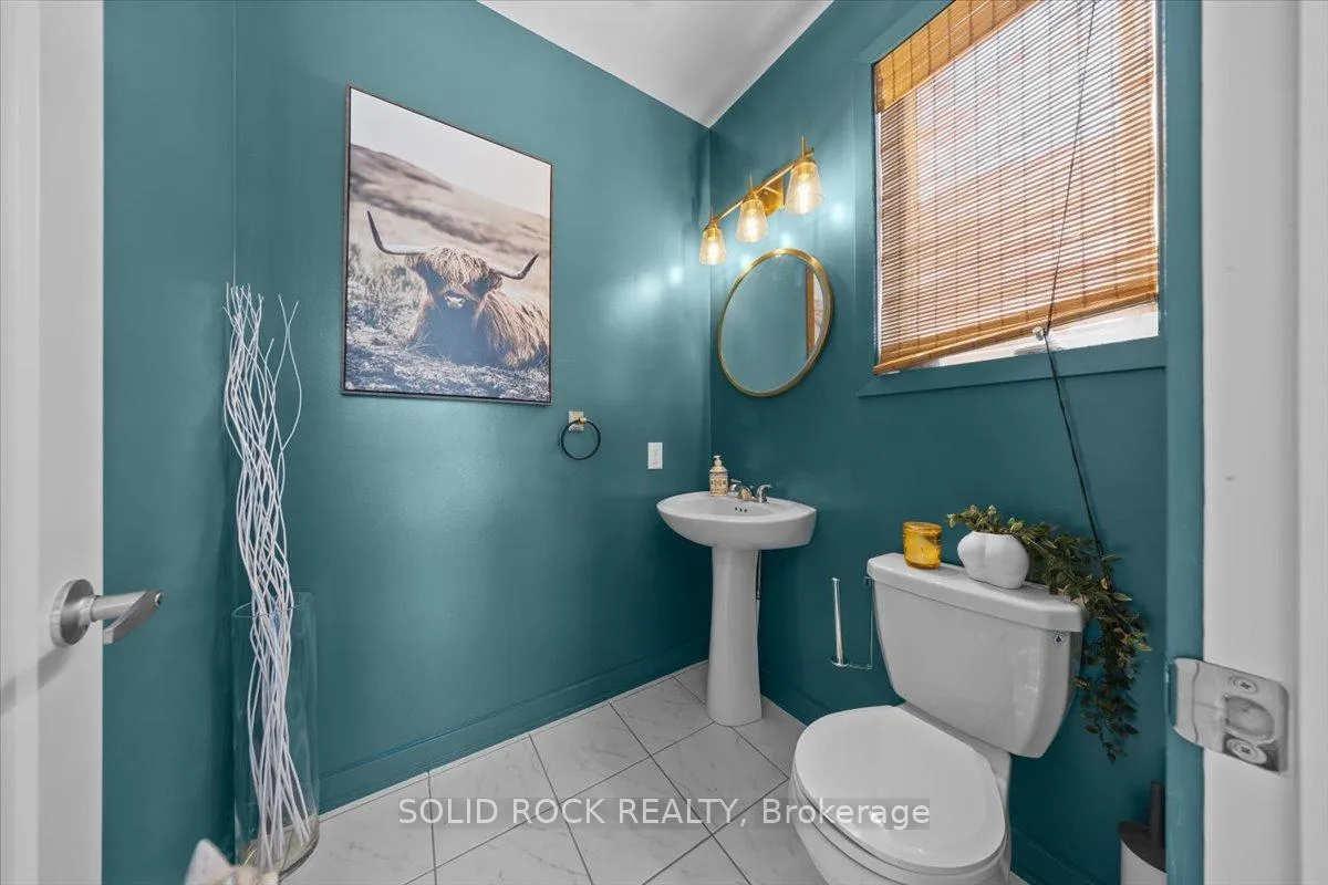 Photo 4 of 255 Trailsedge Way, Ottawa, Mer Bleue/Bradley Estates/Anderson Park — HOMEH