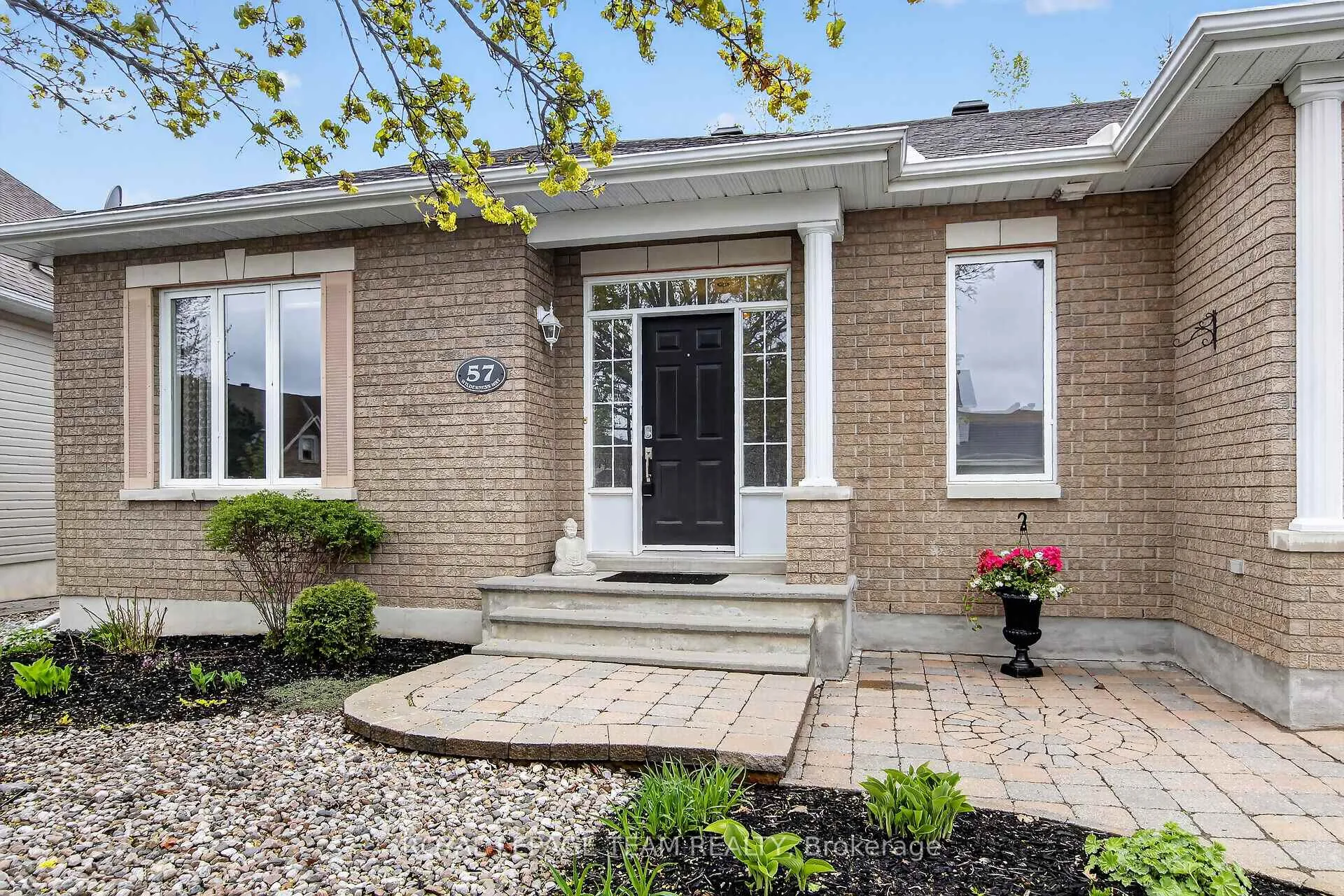 Photo 3 of 57 Wilderness Way, Ottawa, Stittsville (North) — HOMEH