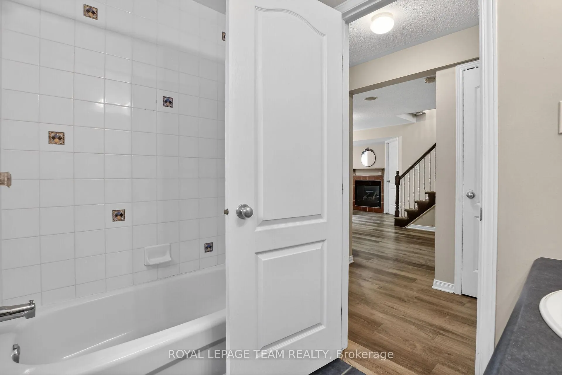 Photo 23 of 57 Wilderness Way, Ottawa, Stittsville (North) — HOMEH