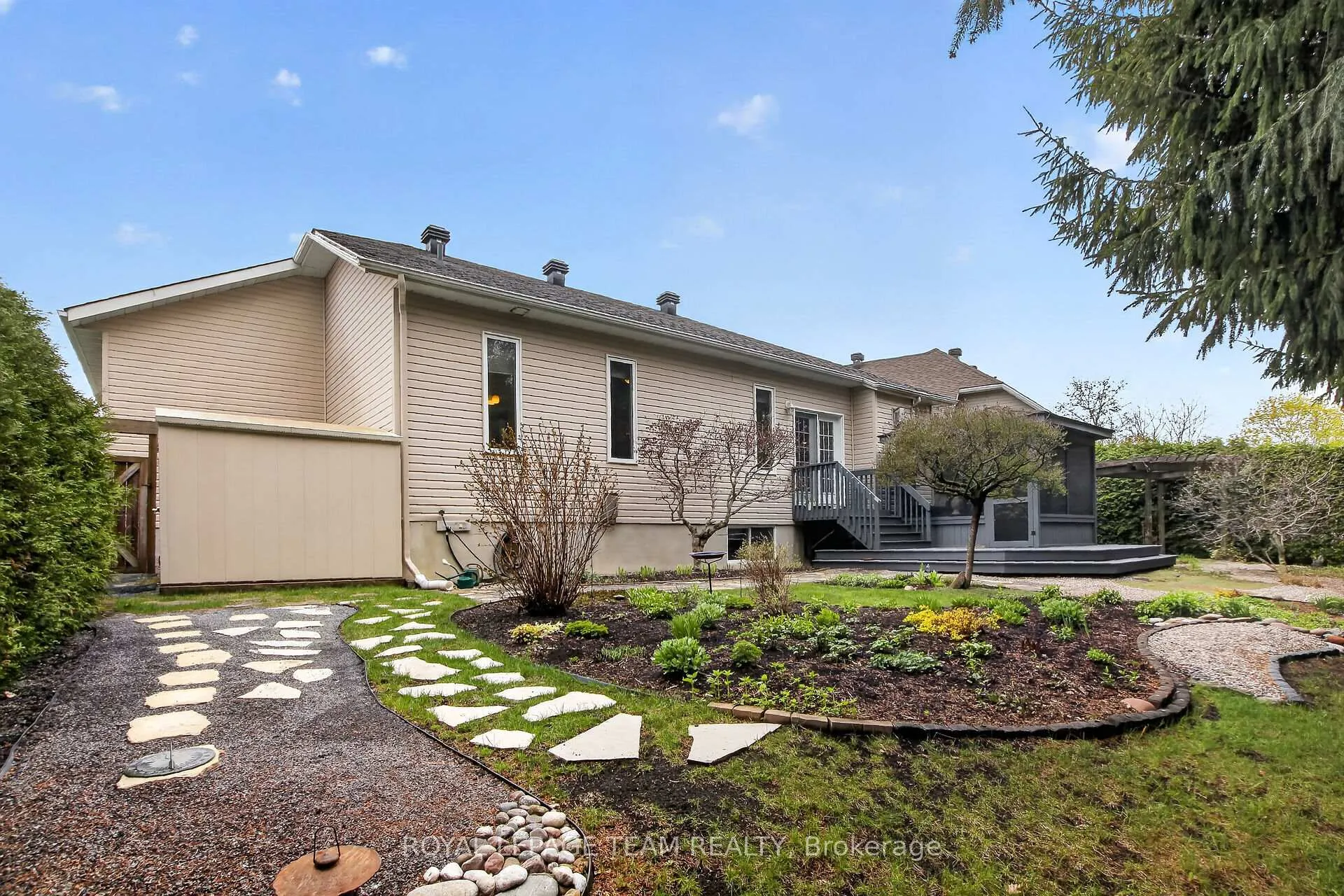 Photo 26 of 57 Wilderness Way, Ottawa, Stittsville (North) — HOMEH