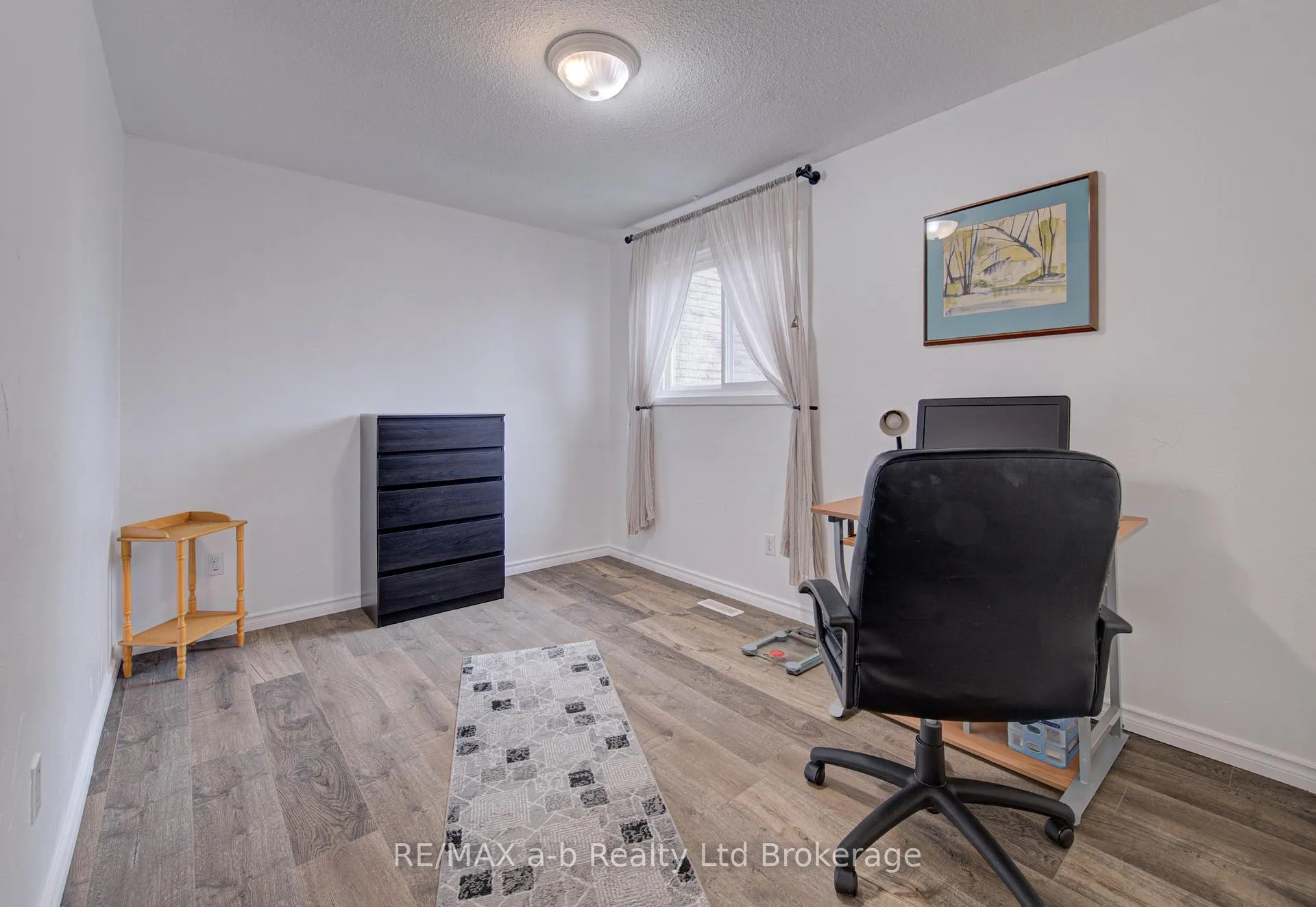 Photo 15 of Unit 18, 224F Harvard Place, Waterloo, Lincoln Village — HOMEH