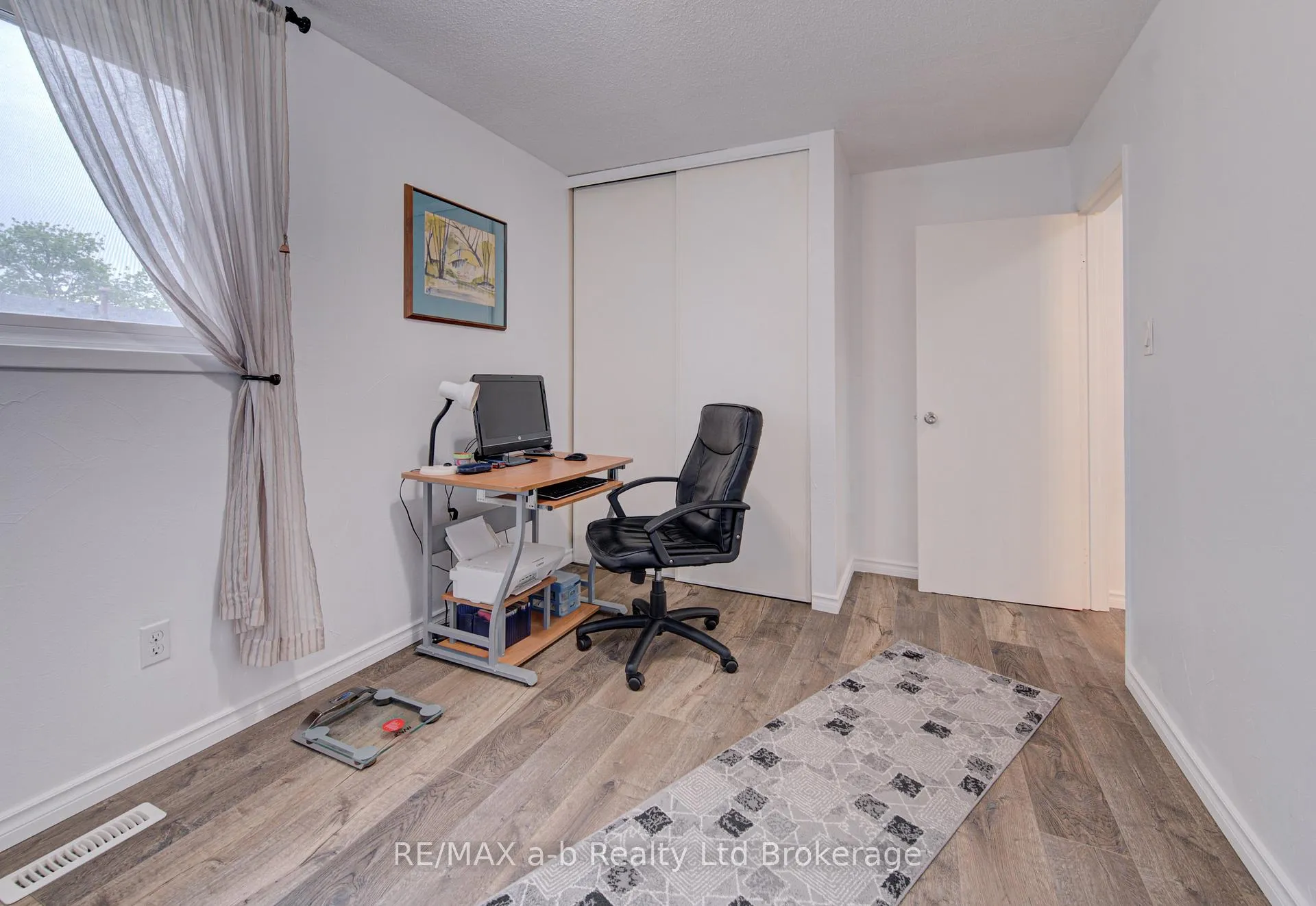Photo 16 of Unit 18, 224F Harvard Place, Waterloo, Lincoln Village — HOMEH