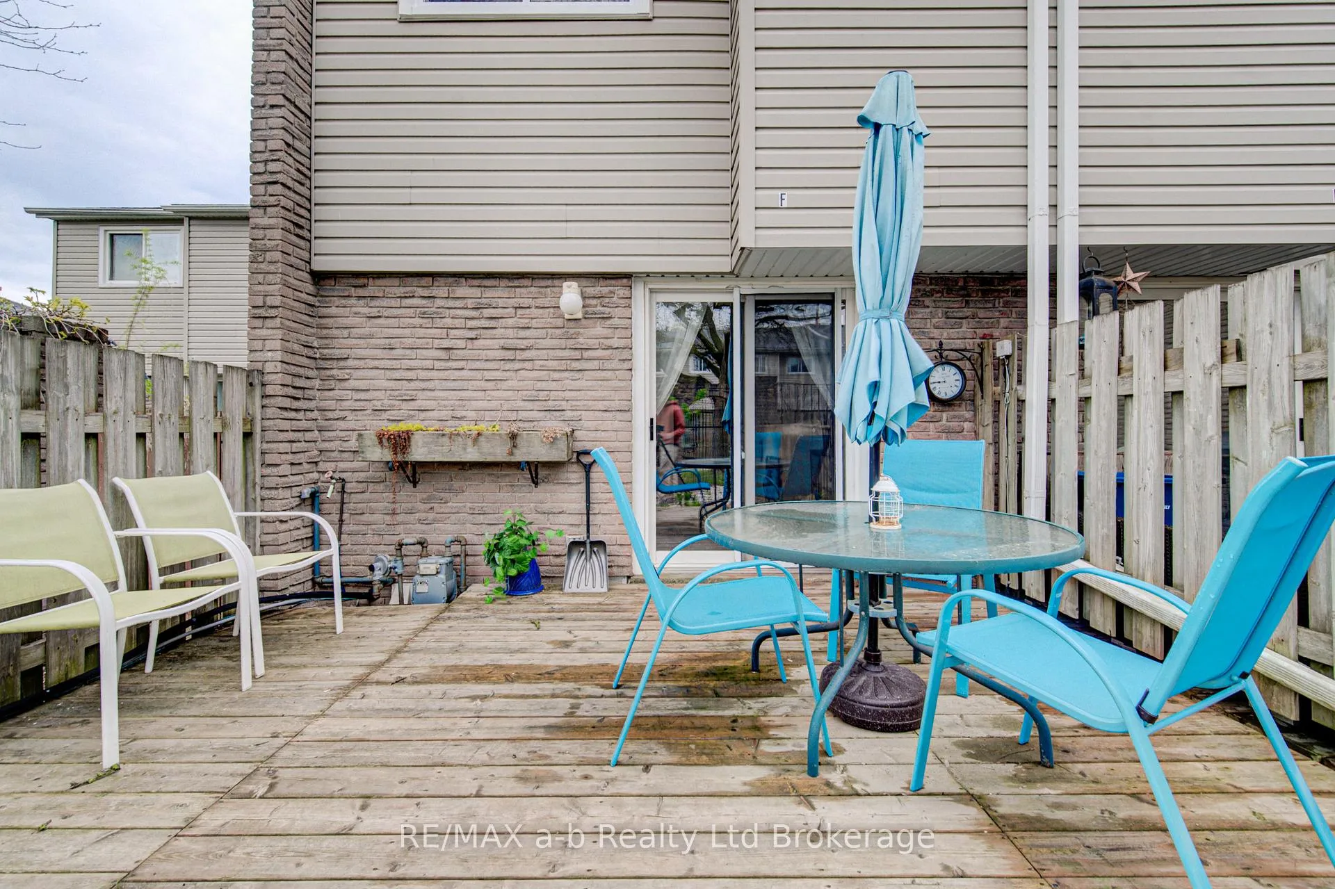 Photo 25 of Unit 18, 224F Harvard Place, Waterloo, Lincoln Village — HOMEH