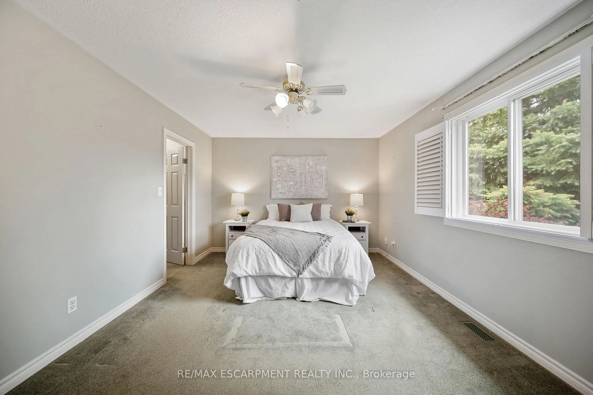 Photo 16 of 16 Macpherson Drive, Brant, Paris — HOMEH