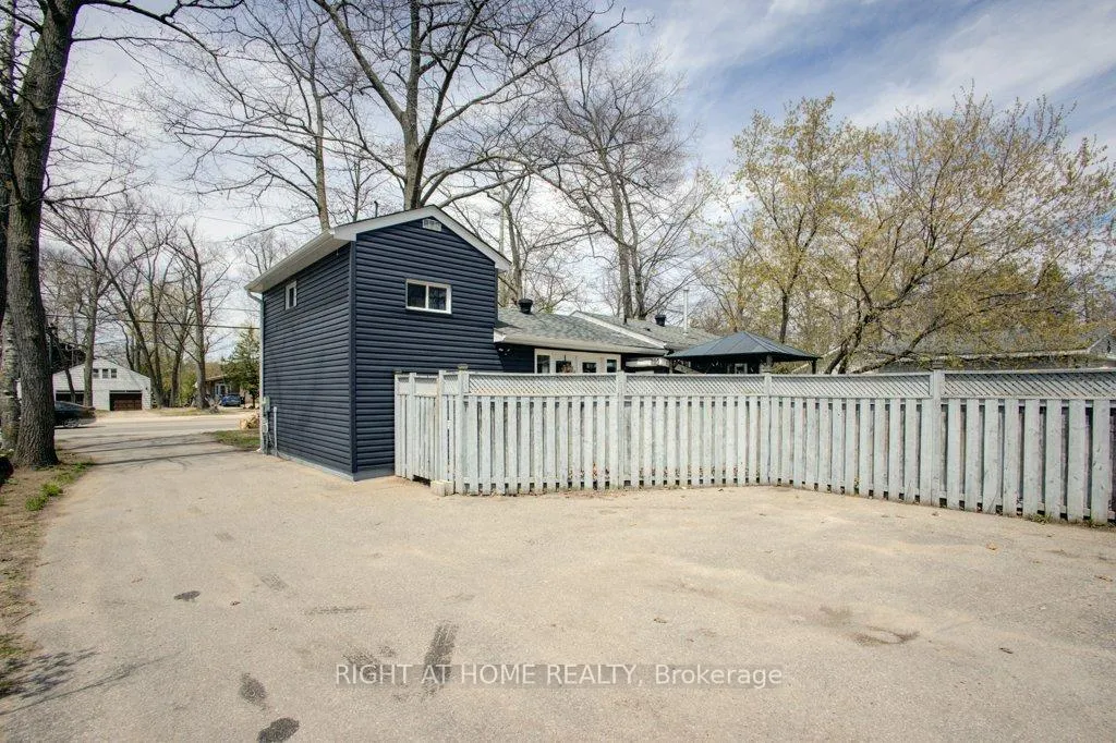 Photo 33 of 1865 River Road W, Wasaga Beach — HOMEH