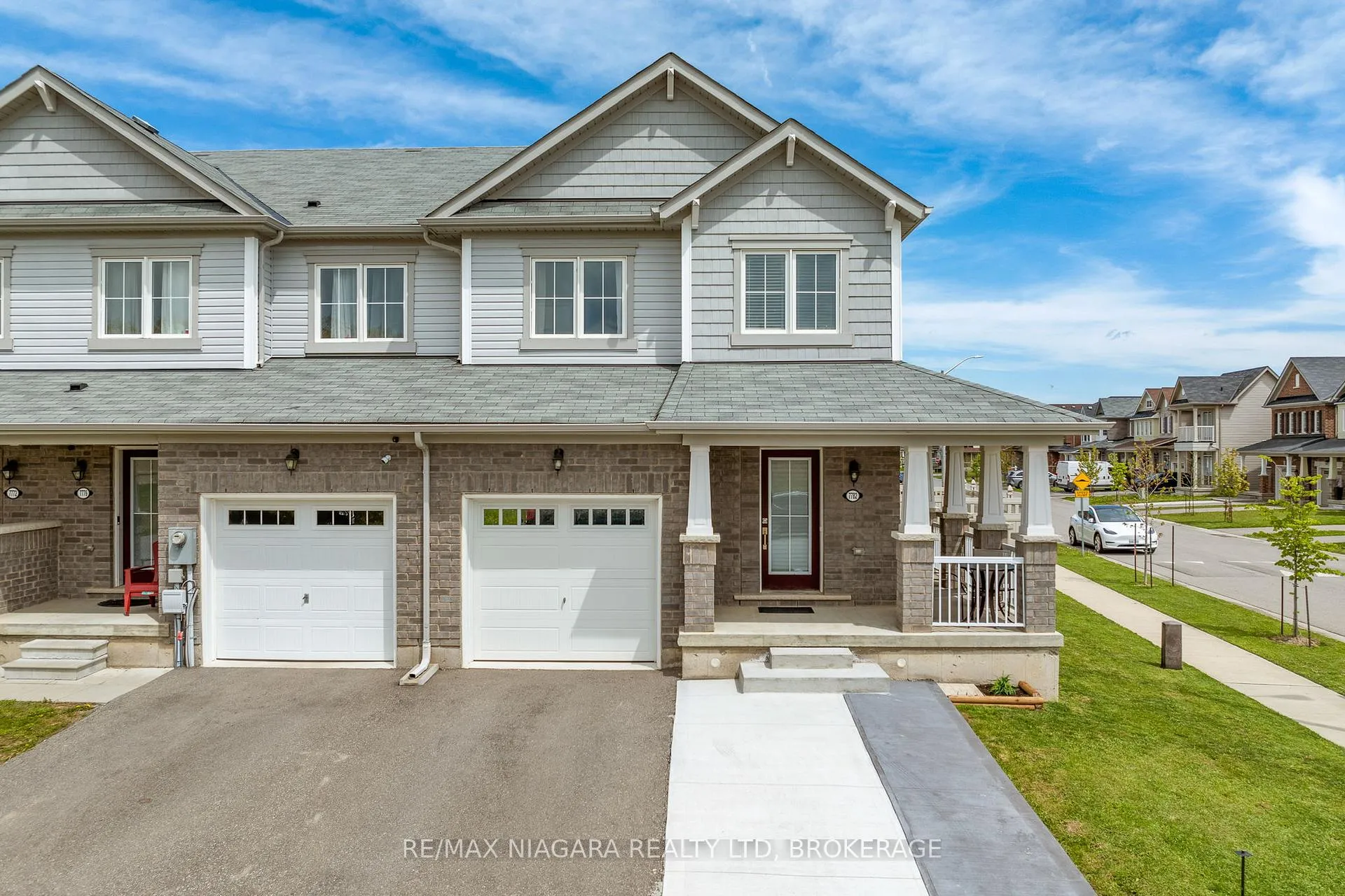 Photo 1 of 7782 Dockweed Drive, Niagara Falls, Brown — HOMEH