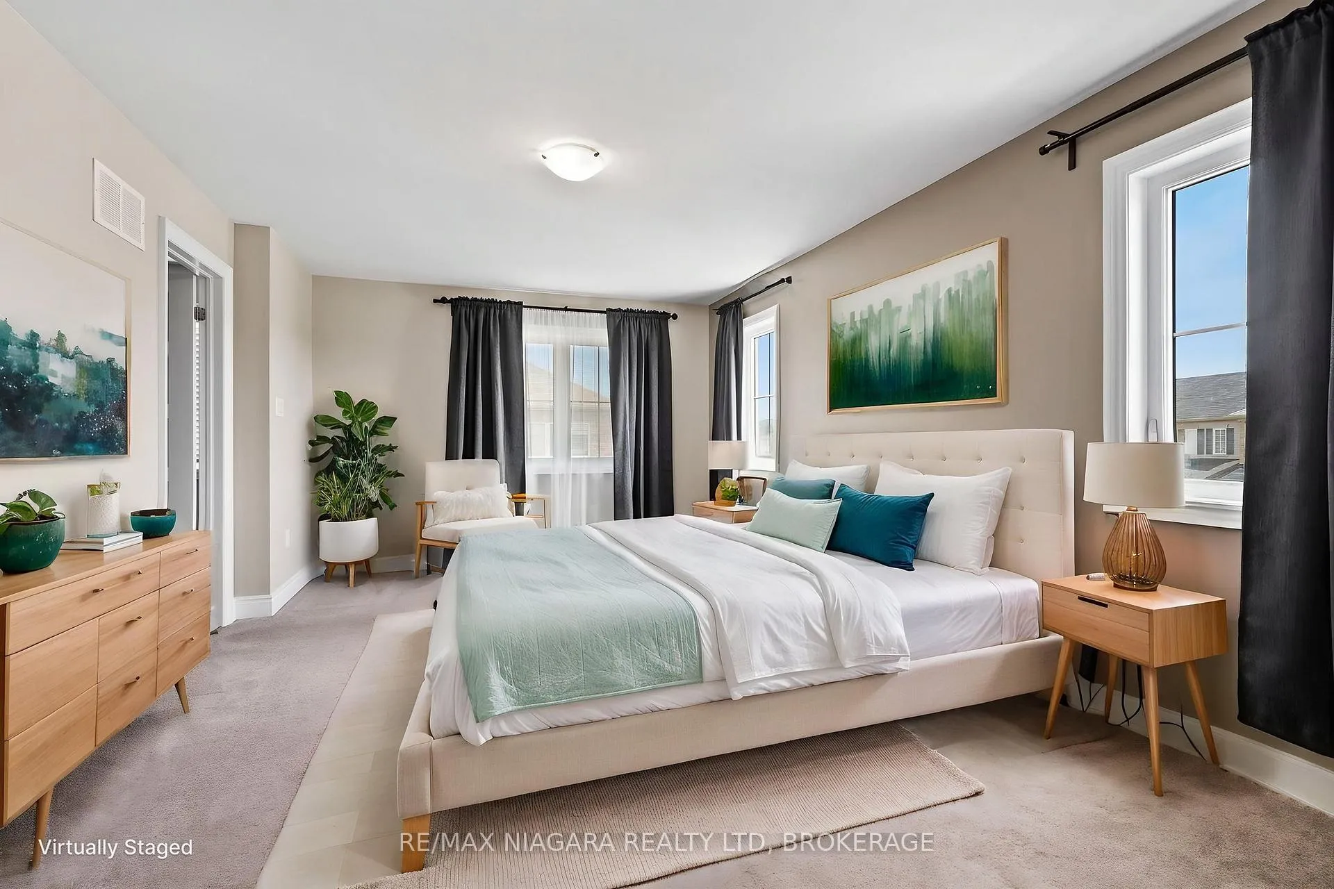 Photo 22 of 7782 Dockweed Drive, Niagara Falls, Brown — HOMEH