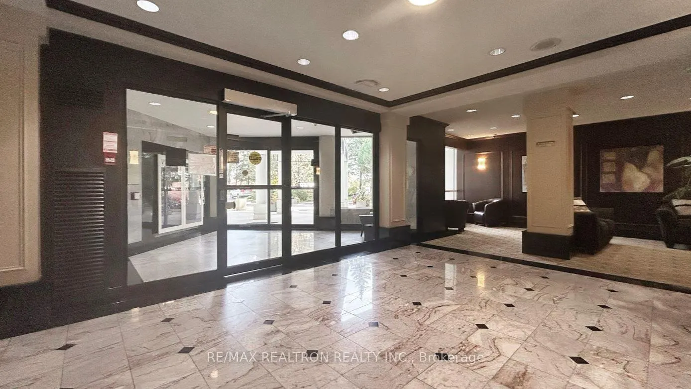 Photo 5 of Unit 1106, 110 Promenade Circle, Vaughan, Brownridge — HOMEH