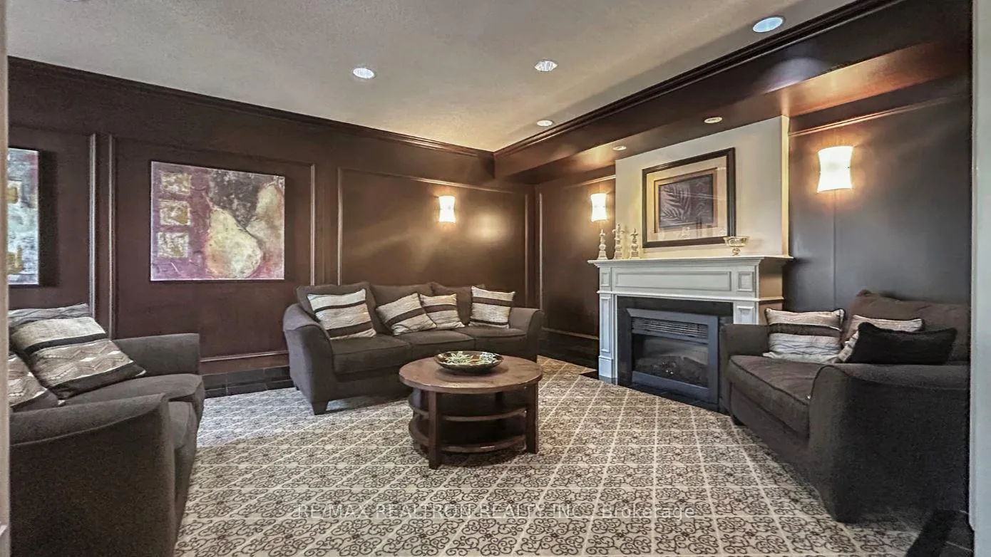 Photo 6 of Unit 1106, 110 Promenade Circle, Vaughan, Brownridge — HOMEH
