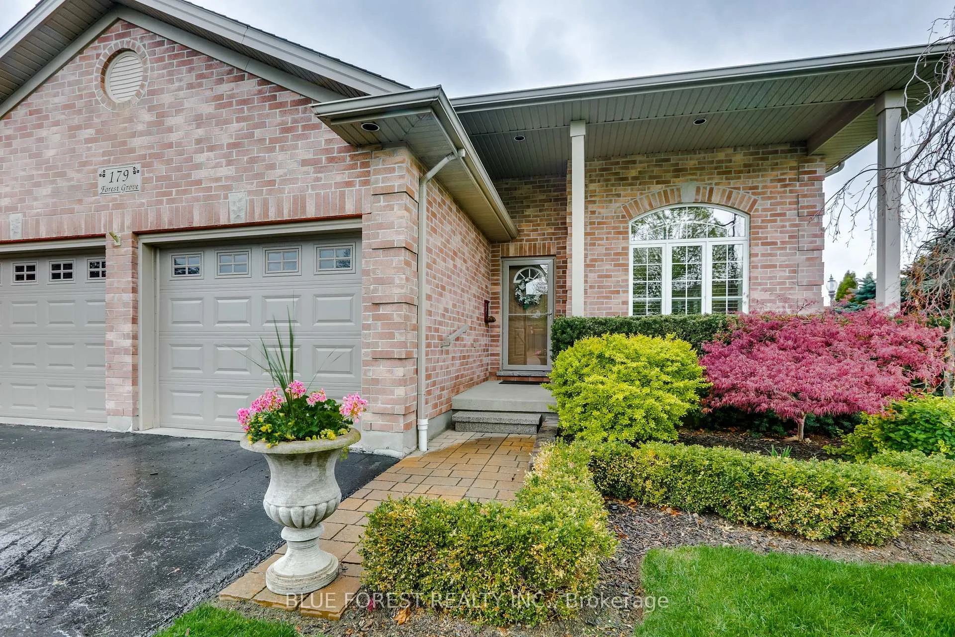 Photo 3 of 179 Forest Grove Crescent, Thames Centre, Dorchester — HOMEH