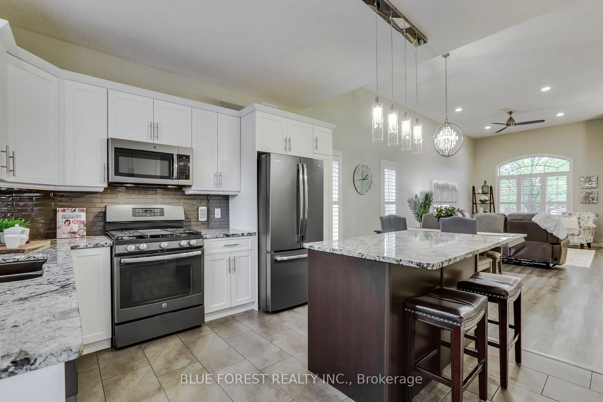 Photo 13 of 179 Forest Grove Crescent, Thames Centre, Dorchester — HOMEH