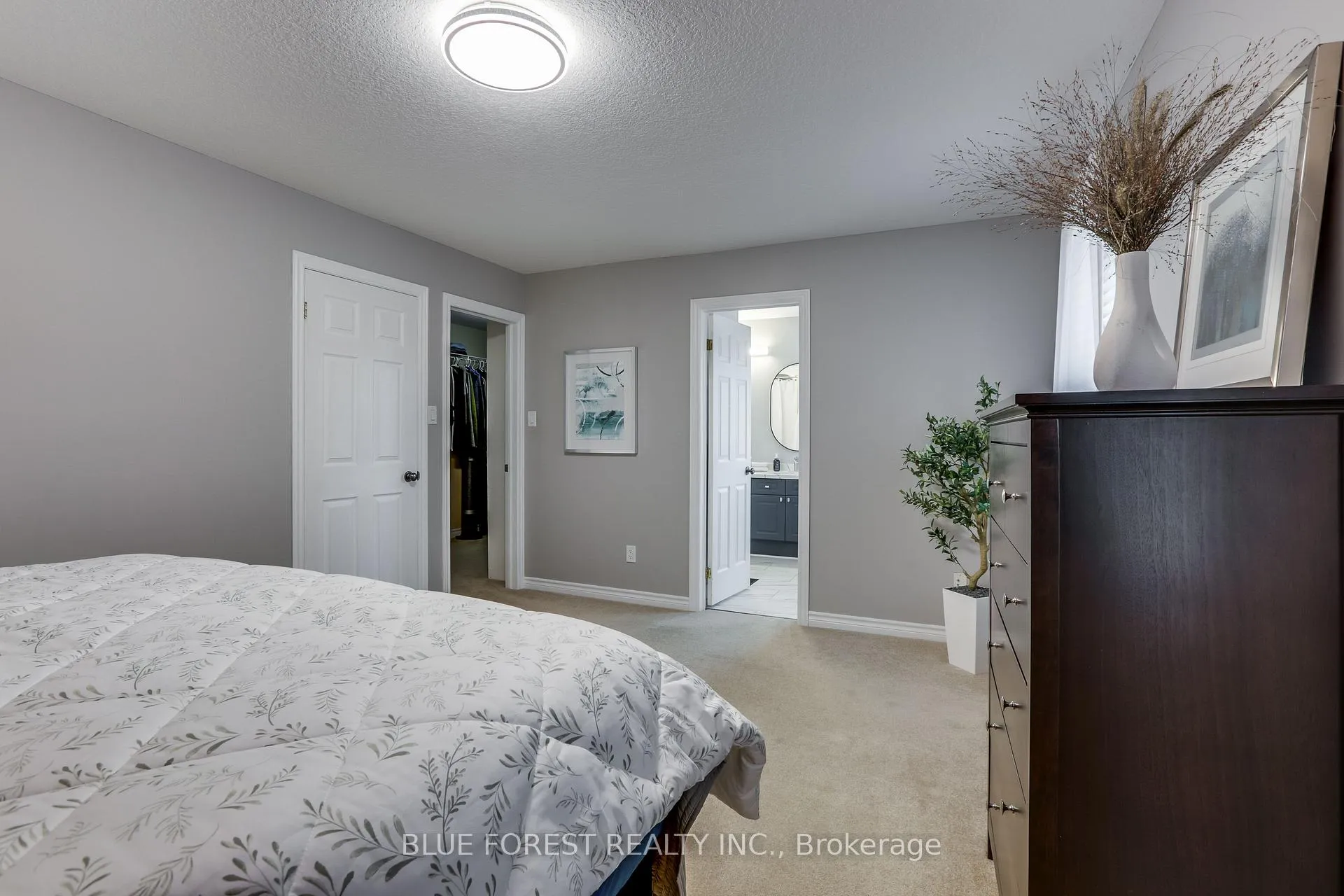 Photo 17 of 179 Forest Grove Crescent, Thames Centre, Dorchester — HOMEH