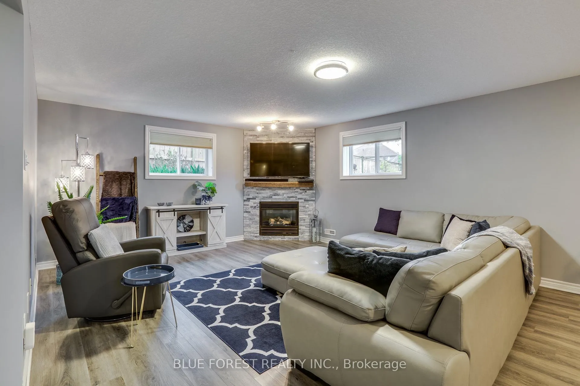 Photo 27 of 179 Forest Grove Crescent, Thames Centre, Dorchester — HOMEH