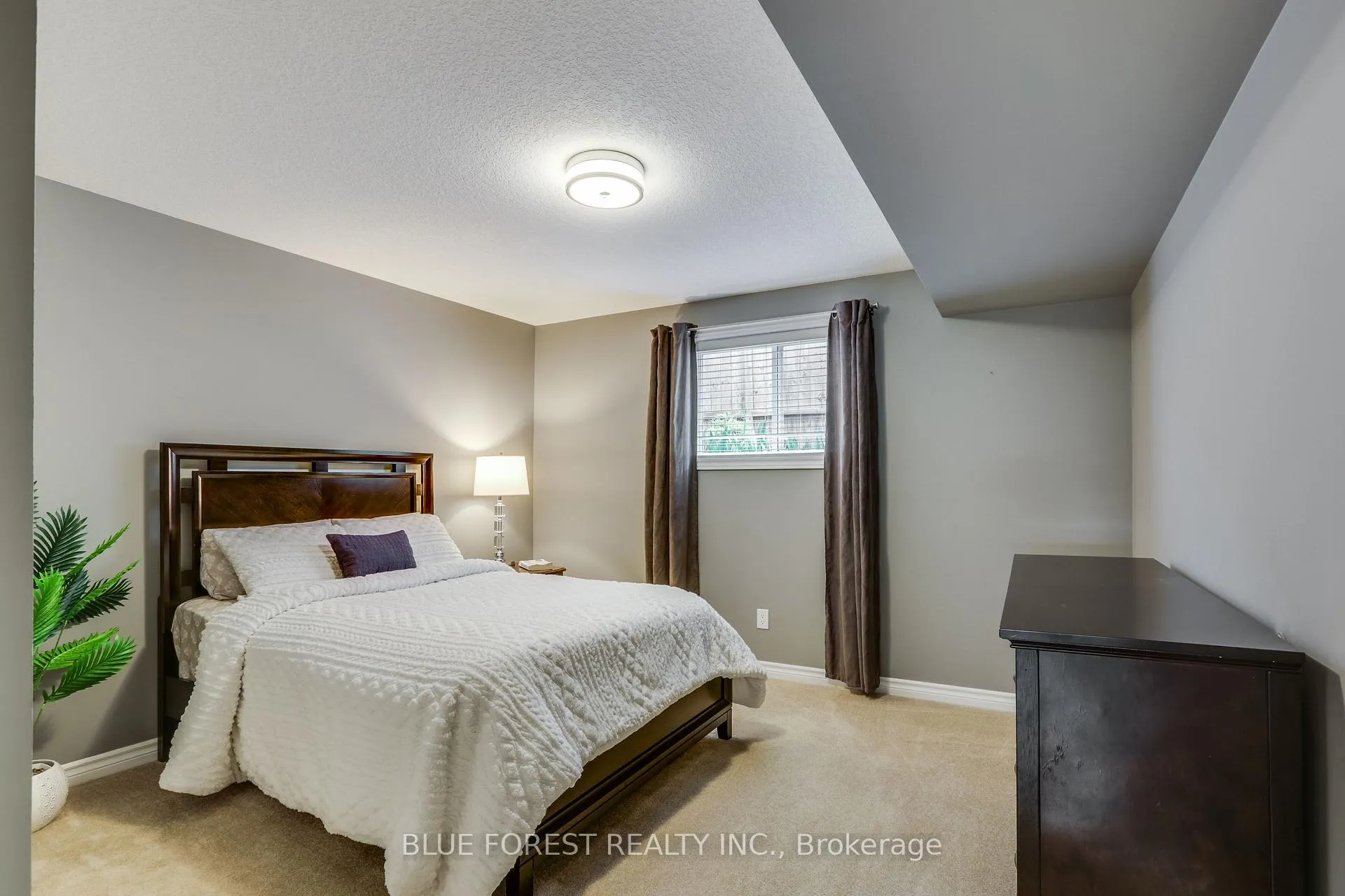 Photo 30 of 179 Forest Grove Crescent, Thames Centre, Dorchester — HOMEH