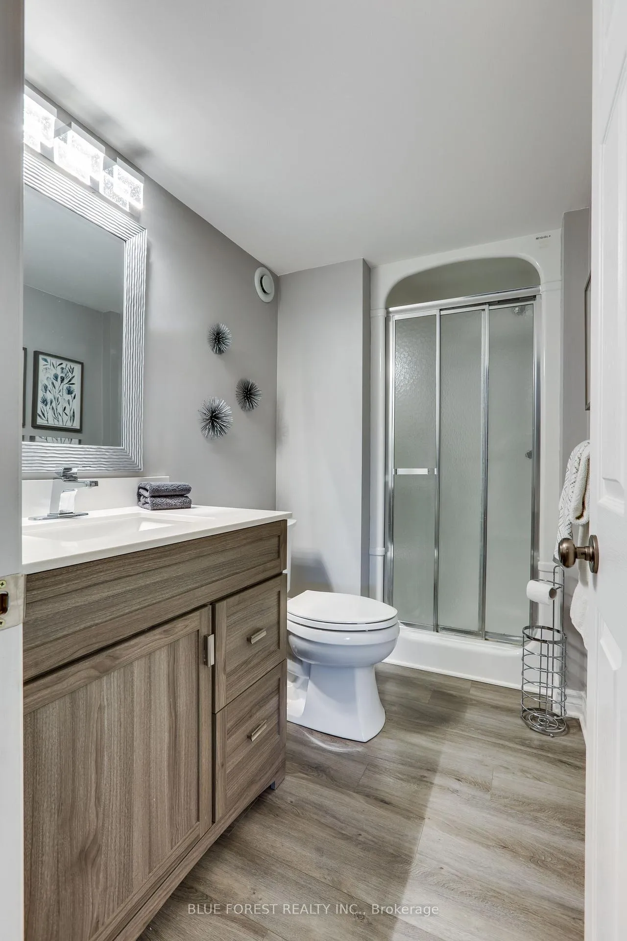 Photo 32 of 179 Forest Grove Crescent, Thames Centre, Dorchester — HOMEH