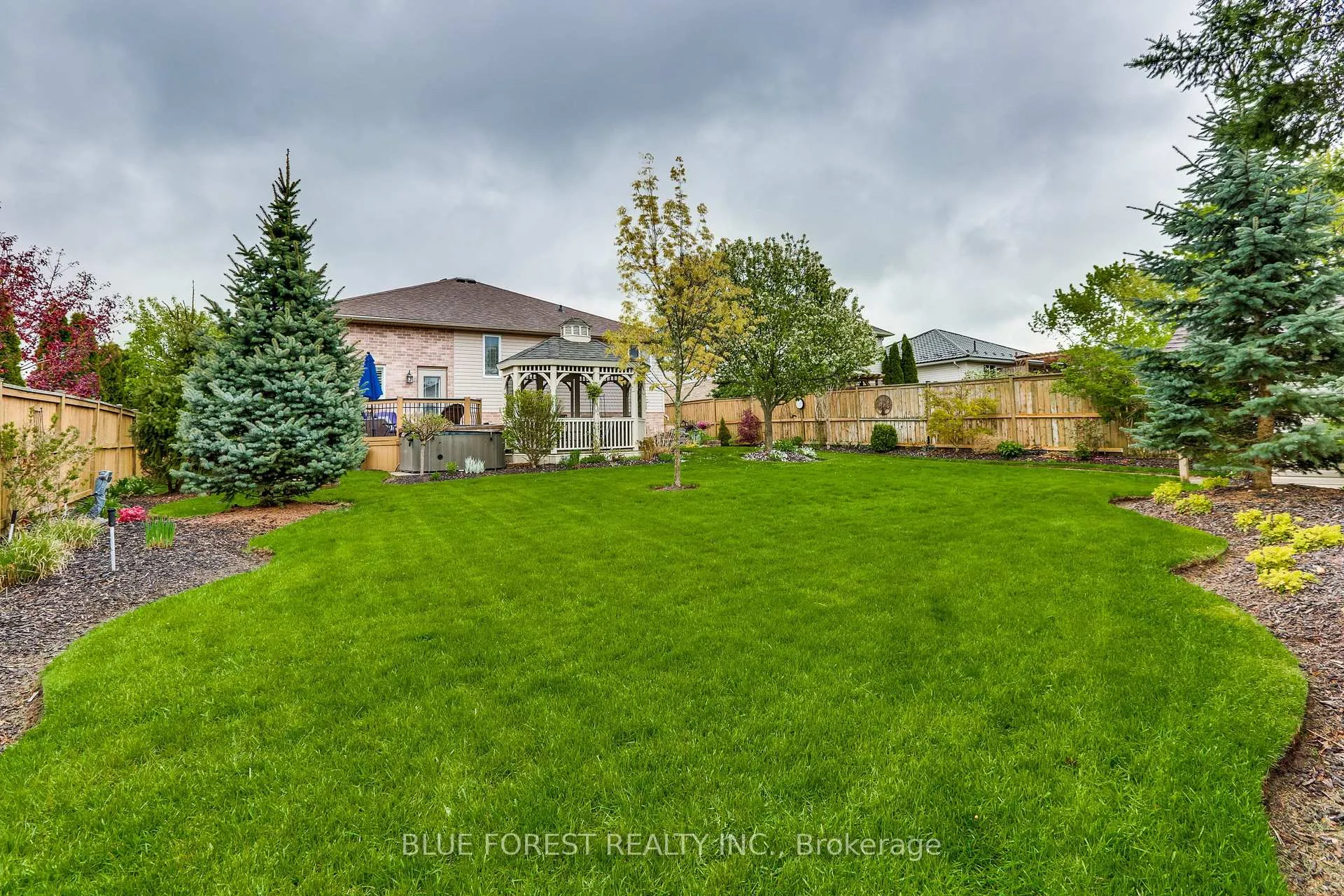Photo 44 of 179 Forest Grove Crescent, Thames Centre, Dorchester — HOMEH