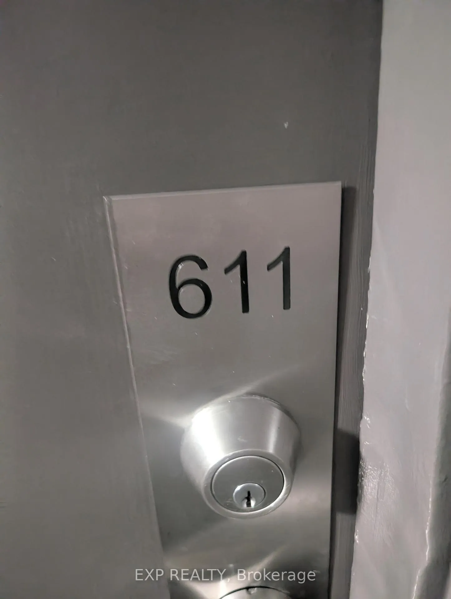 Photo 11 of Unit 611, 981 Gulf Place, Ottawa, Carson Meadows — HOMEH