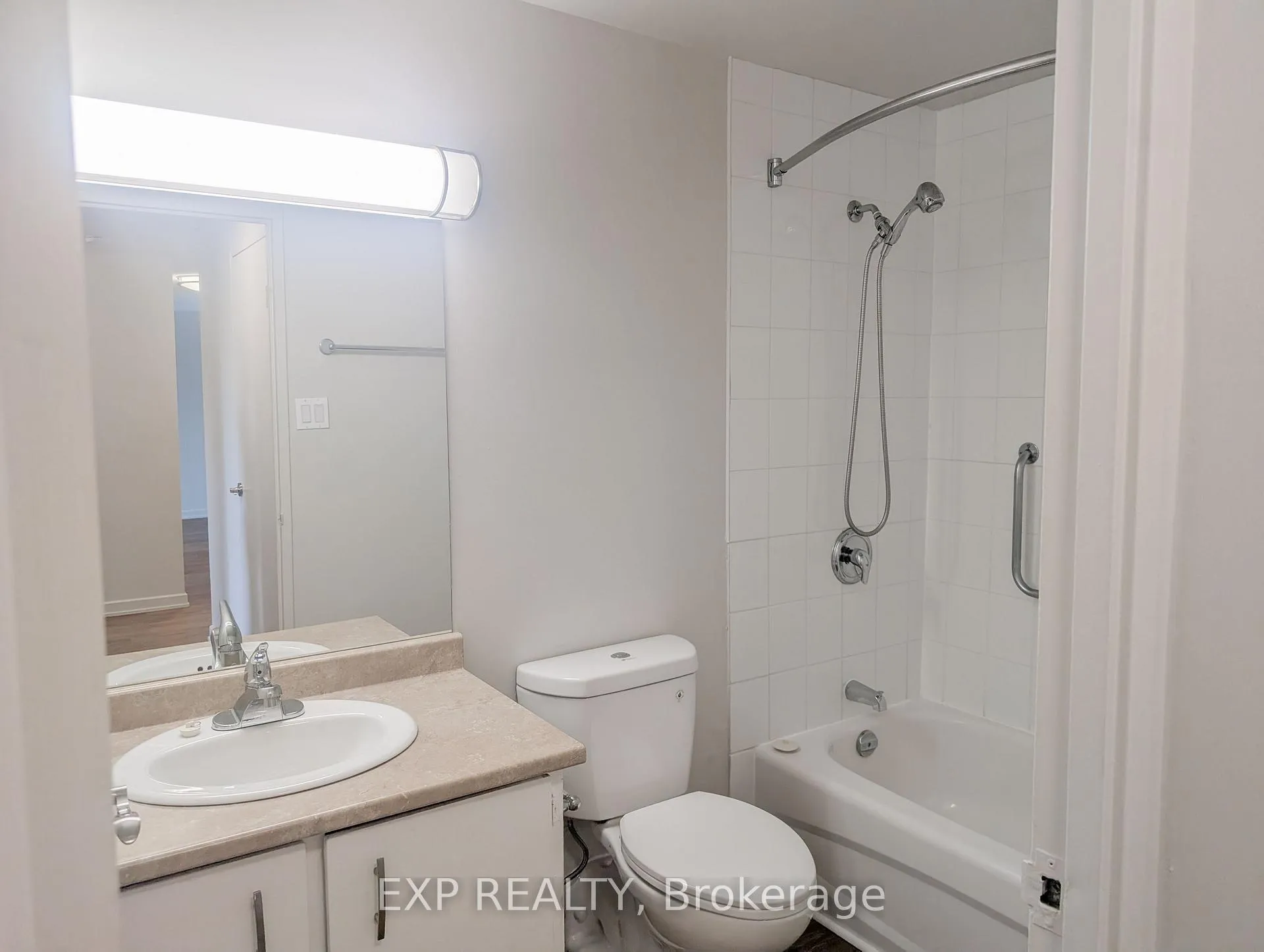 Photo 13 of Unit 611, 981 Gulf Place, Ottawa, Carson Meadows — HOMEH