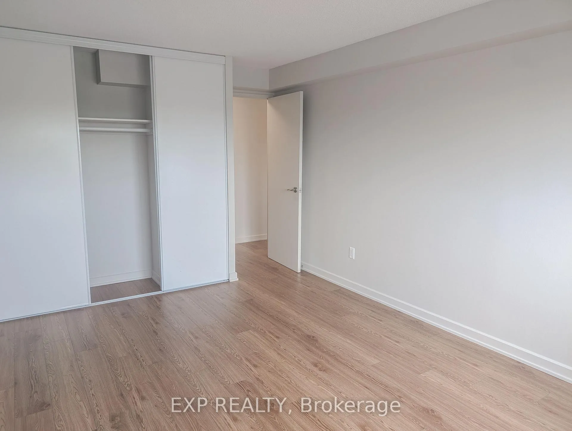 Photo 16 of Unit 611, 981 Gulf Place, Ottawa, Carson Meadows — HOMEH