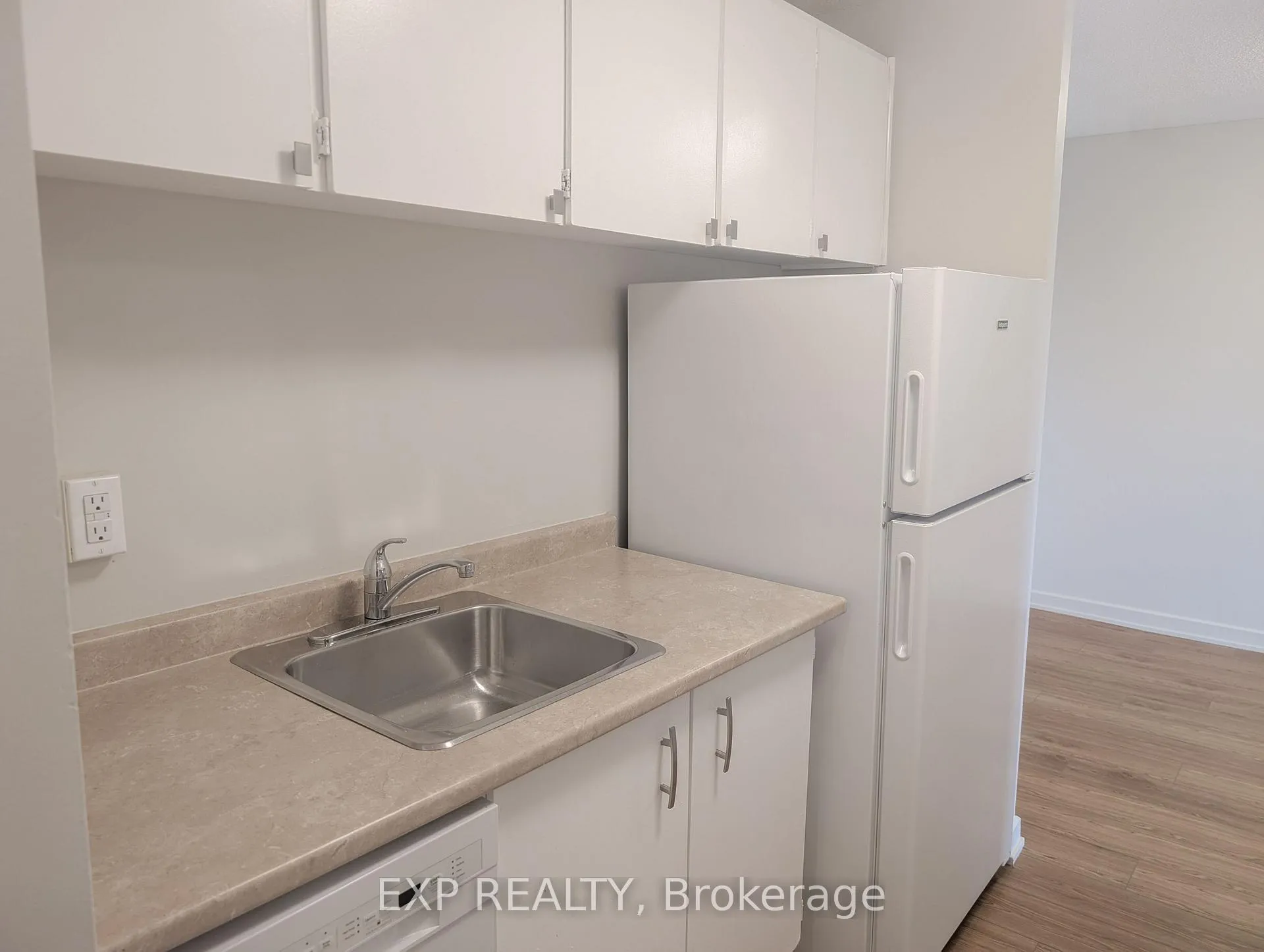 Photo 23 of Unit 611, 981 Gulf Place, Ottawa, Carson Meadows — HOMEH