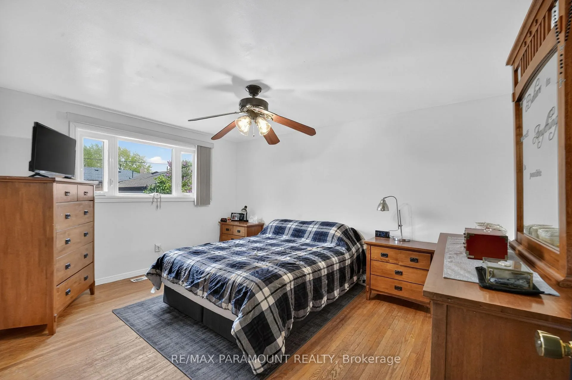 Photo 19 of 250 Avondale Boulevard, Brampton, Avondale — HOMEH