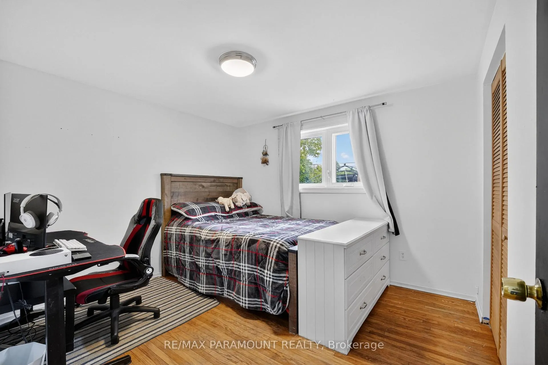 Photo 22 of 250 Avondale Boulevard, Brampton, Avondale — HOMEH