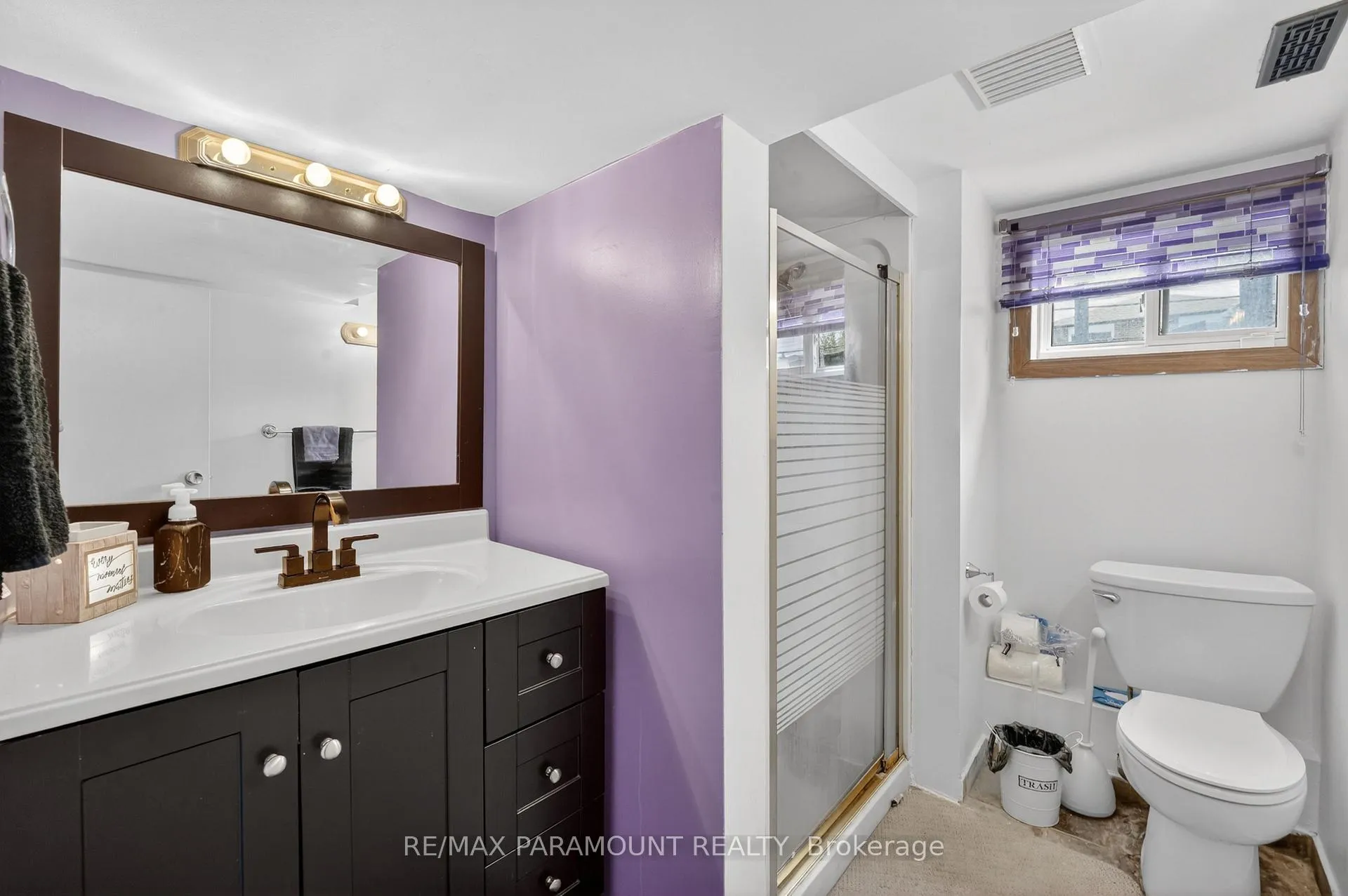 Photo 29 of 250 Avondale Boulevard, Brampton, Avondale — HOMEH