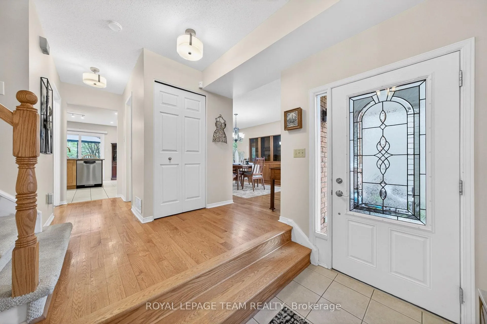 Photo 7 of 27 Inwood Drive, Ottawa, Kanata - Bridlewood — HOMEH