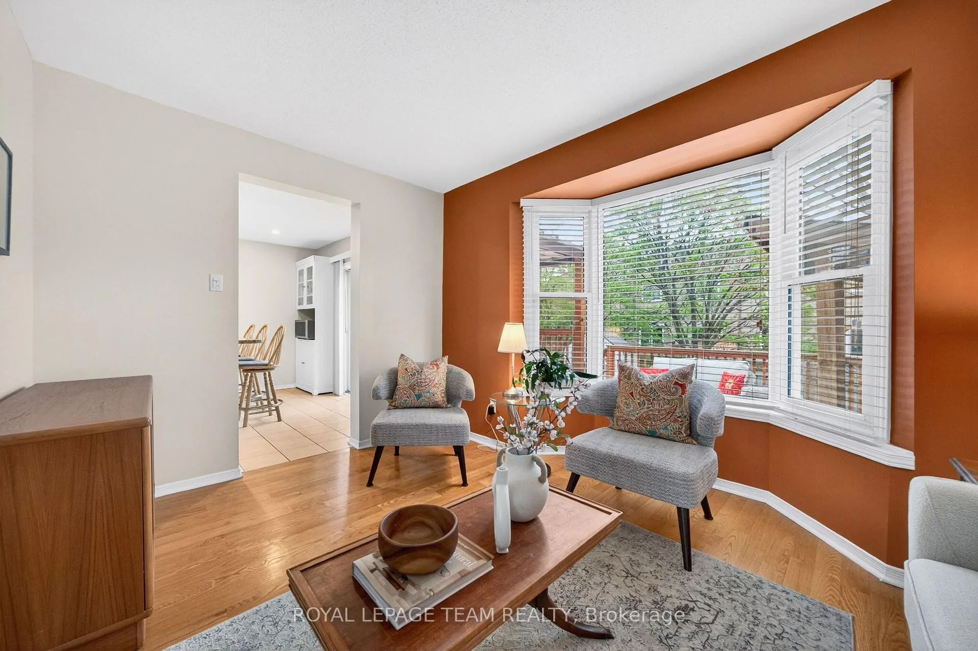 Photo 13 of 27 Inwood Drive, Ottawa, Kanata - Bridlewood — HOMEH