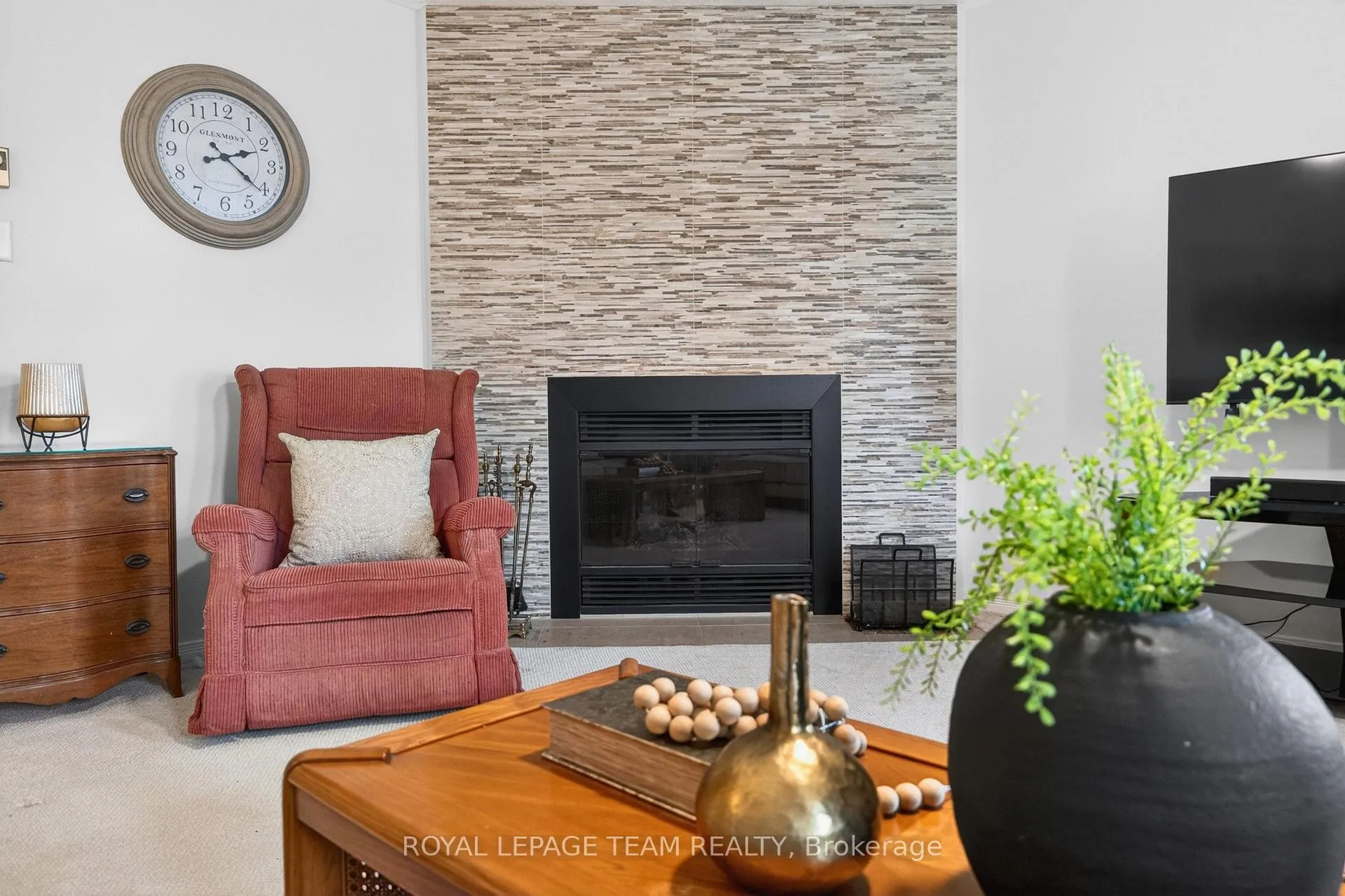 Photo 26 of 27 Inwood Drive, Ottawa, Kanata - Bridlewood — HOMEH