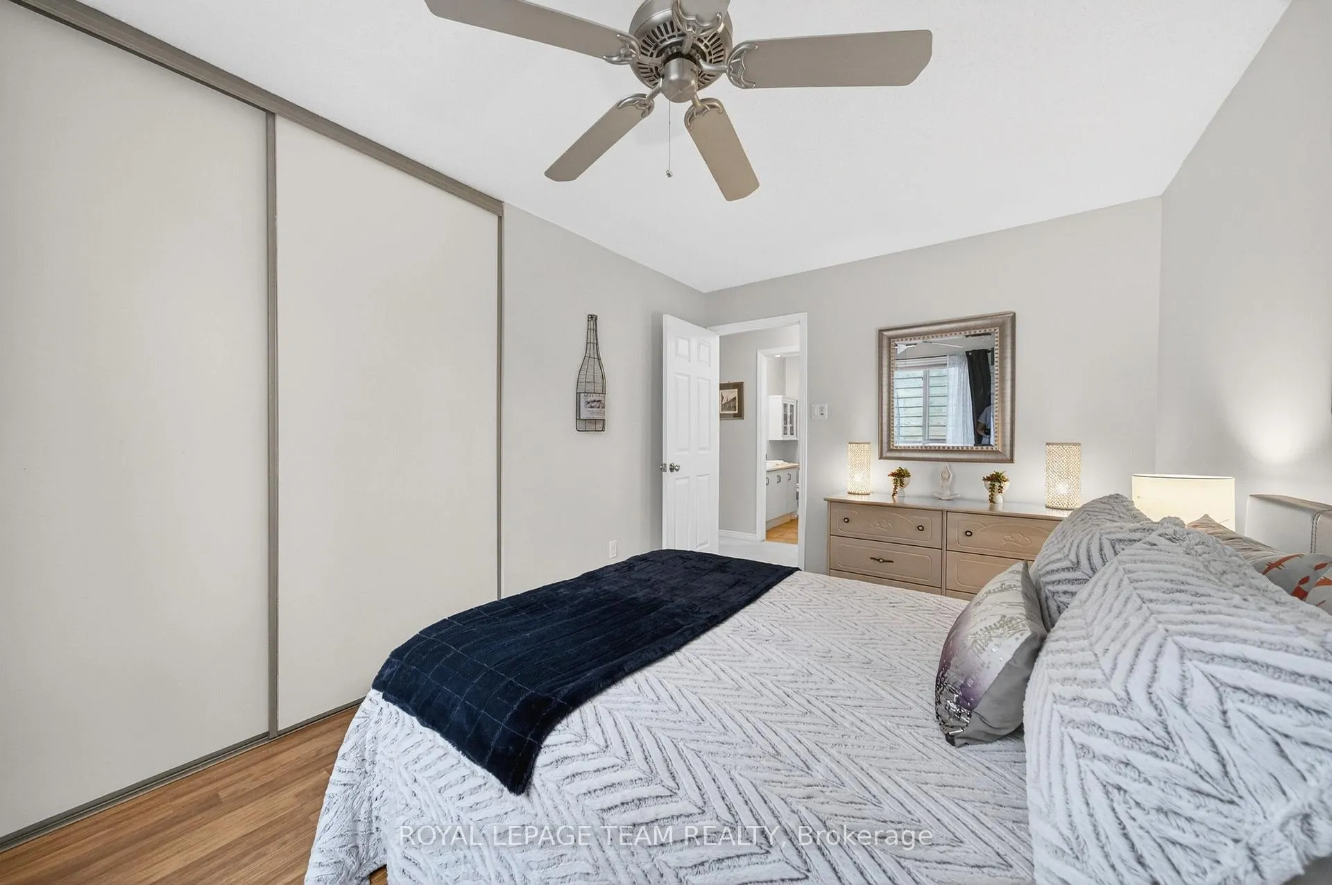 Photo 33 of 27 Inwood Drive, Ottawa, Kanata - Bridlewood — HOMEH