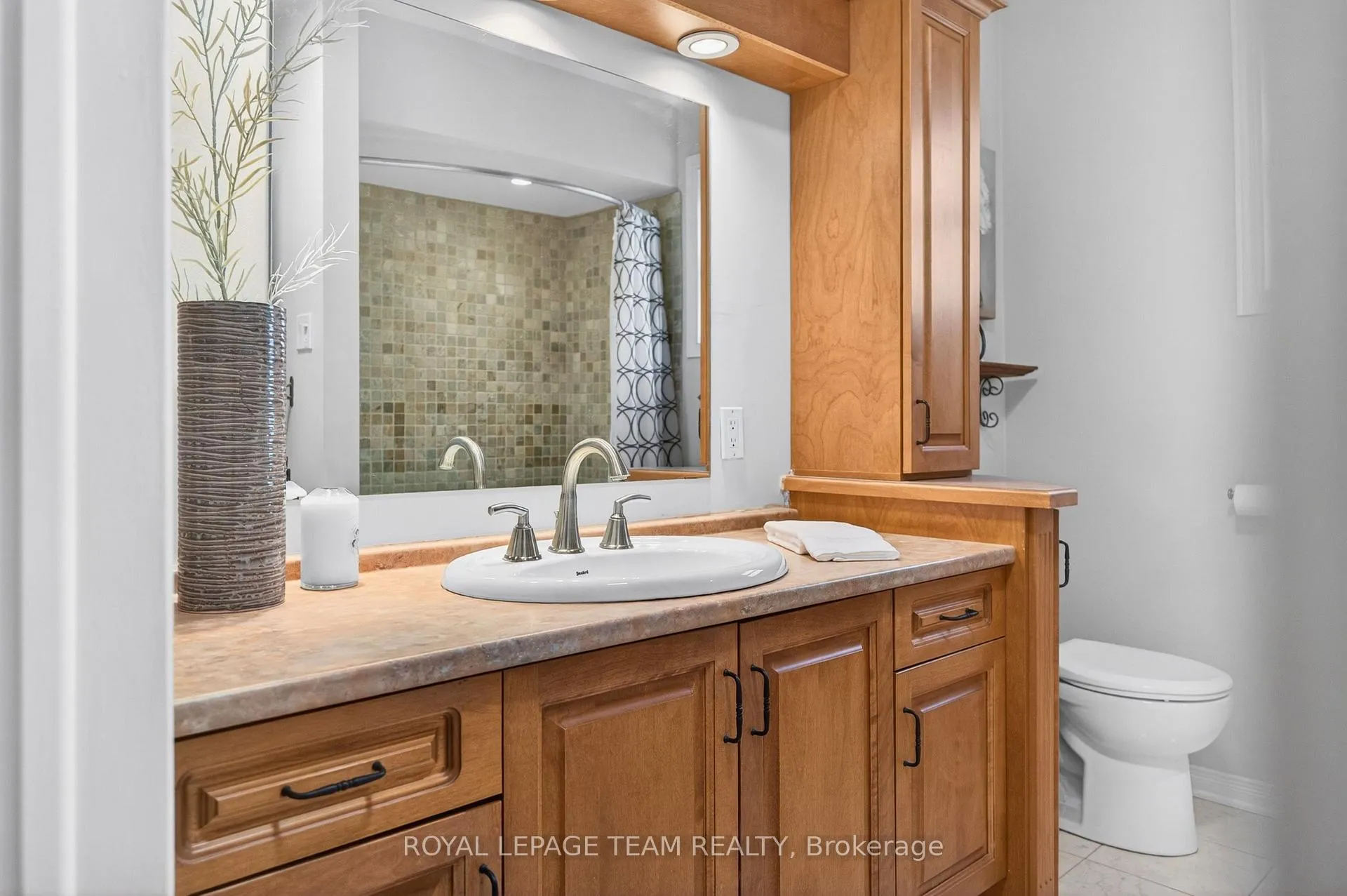 Photo 36 of 27 Inwood Drive, Ottawa, Kanata - Bridlewood — HOMEH