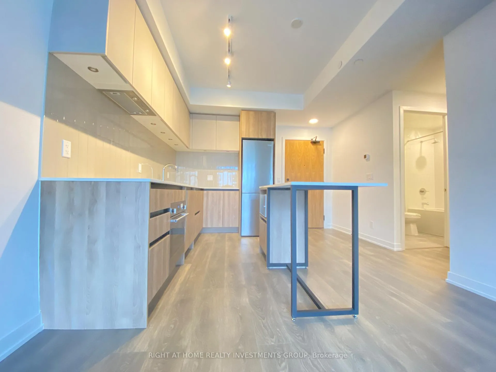 Photo 4 of Unit 427, 7950 Bathurst Street, Vaughan, Beverley Glen — HOMEH