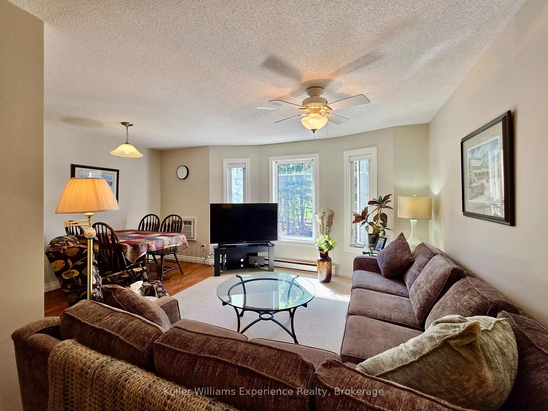 Photo 2 of Unit 202A, 657 Cedar Lane, Bracebridge, Macaulay — HOMEH